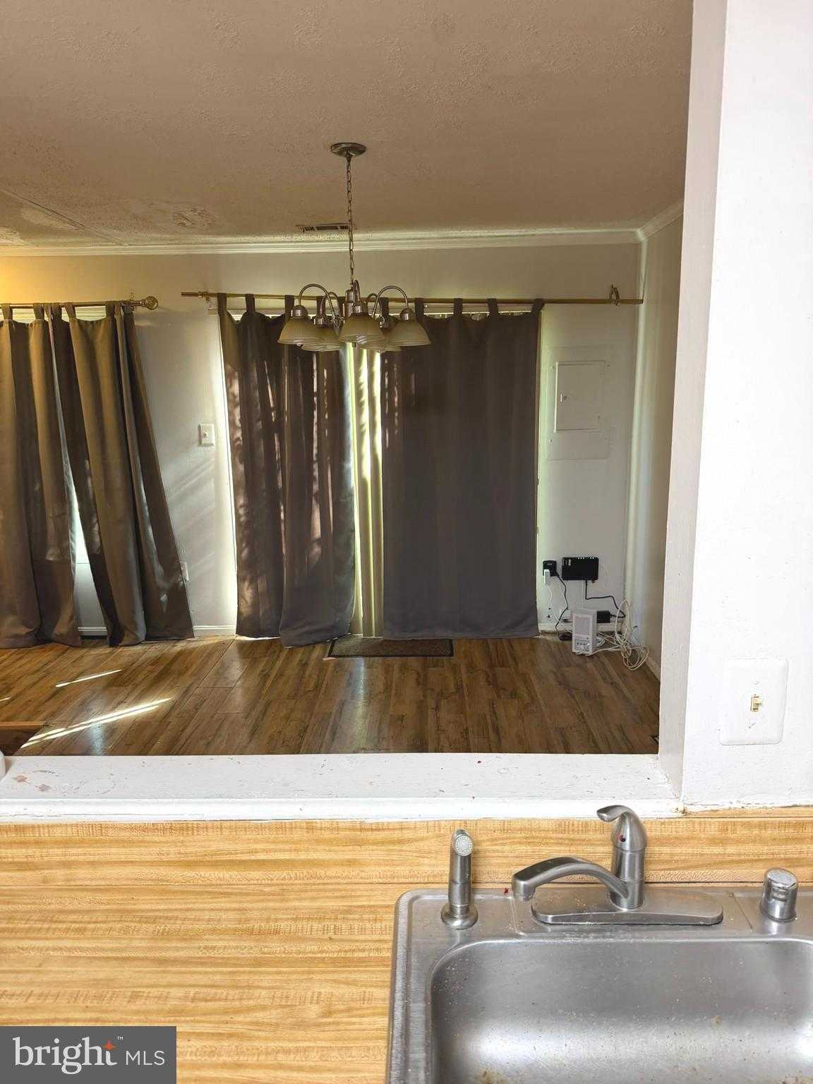 6947 Mayfair Ter photo 4