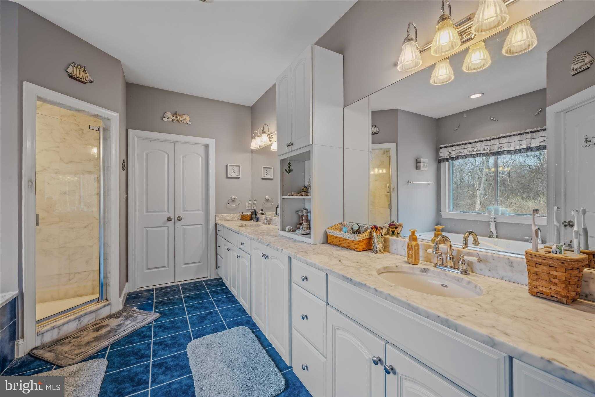 7020 Debold Rd photo 37