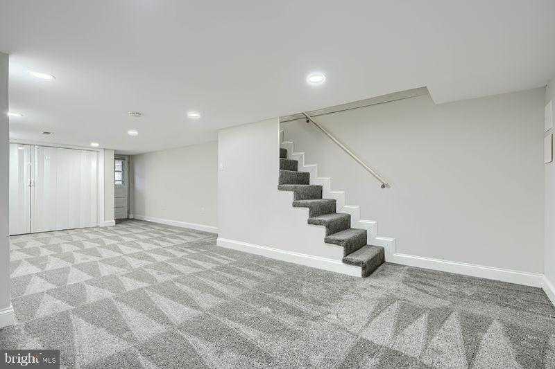 3836 8th St photo 19