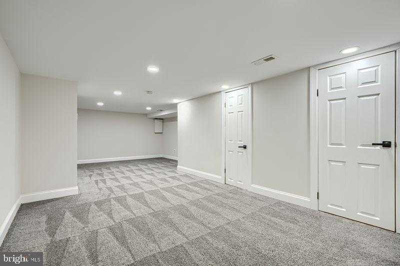 3836 8th St photo 21