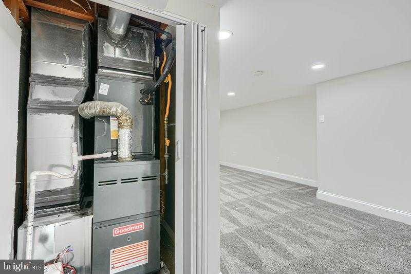 3836 8th St photo 26