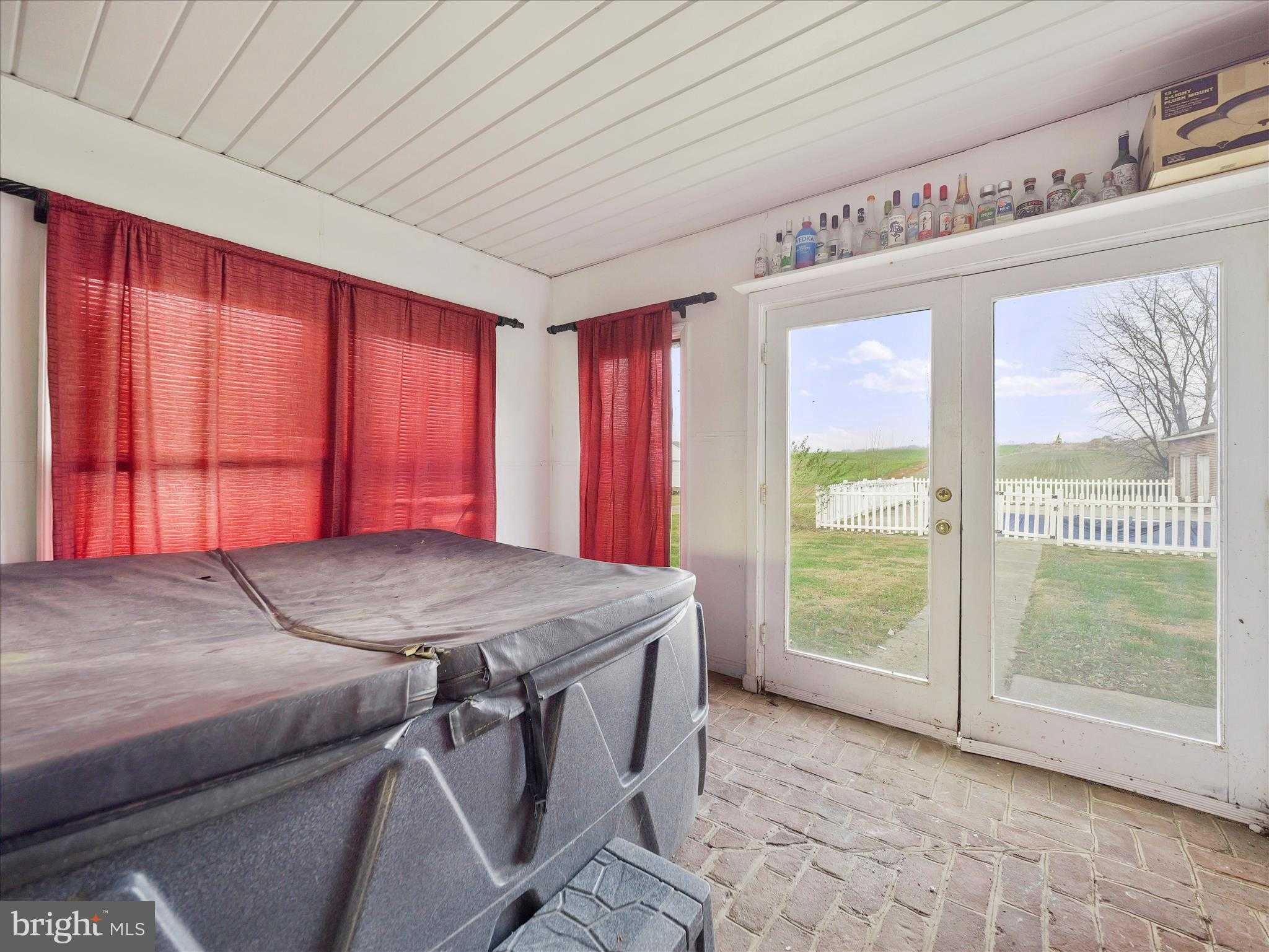 9931 Mcclanahan Rd photo 10