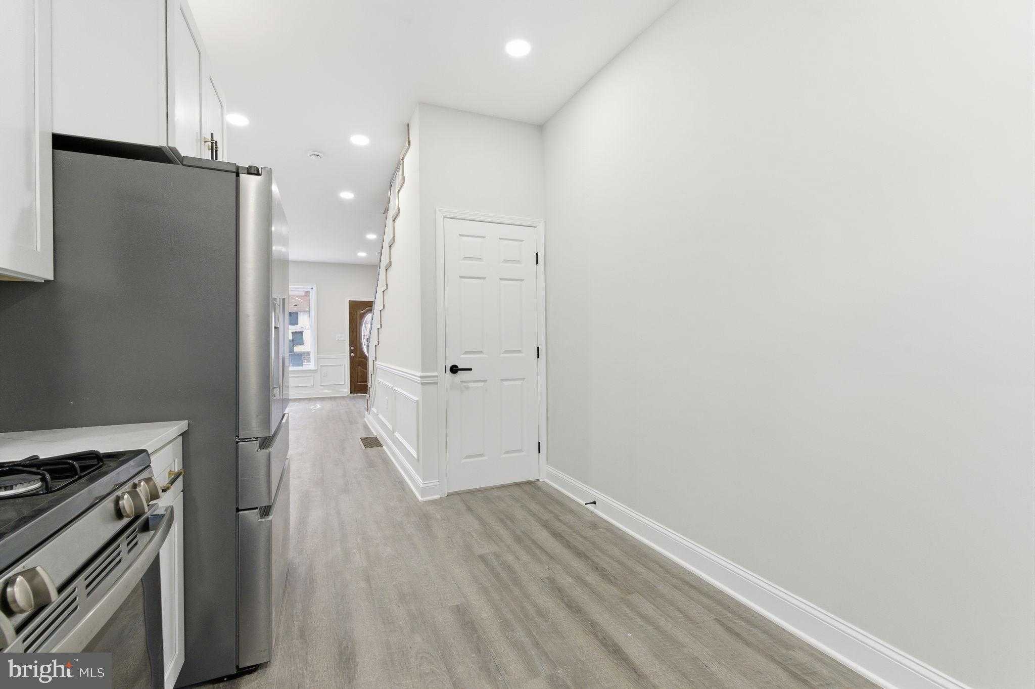 2248 S Darien St photo 13