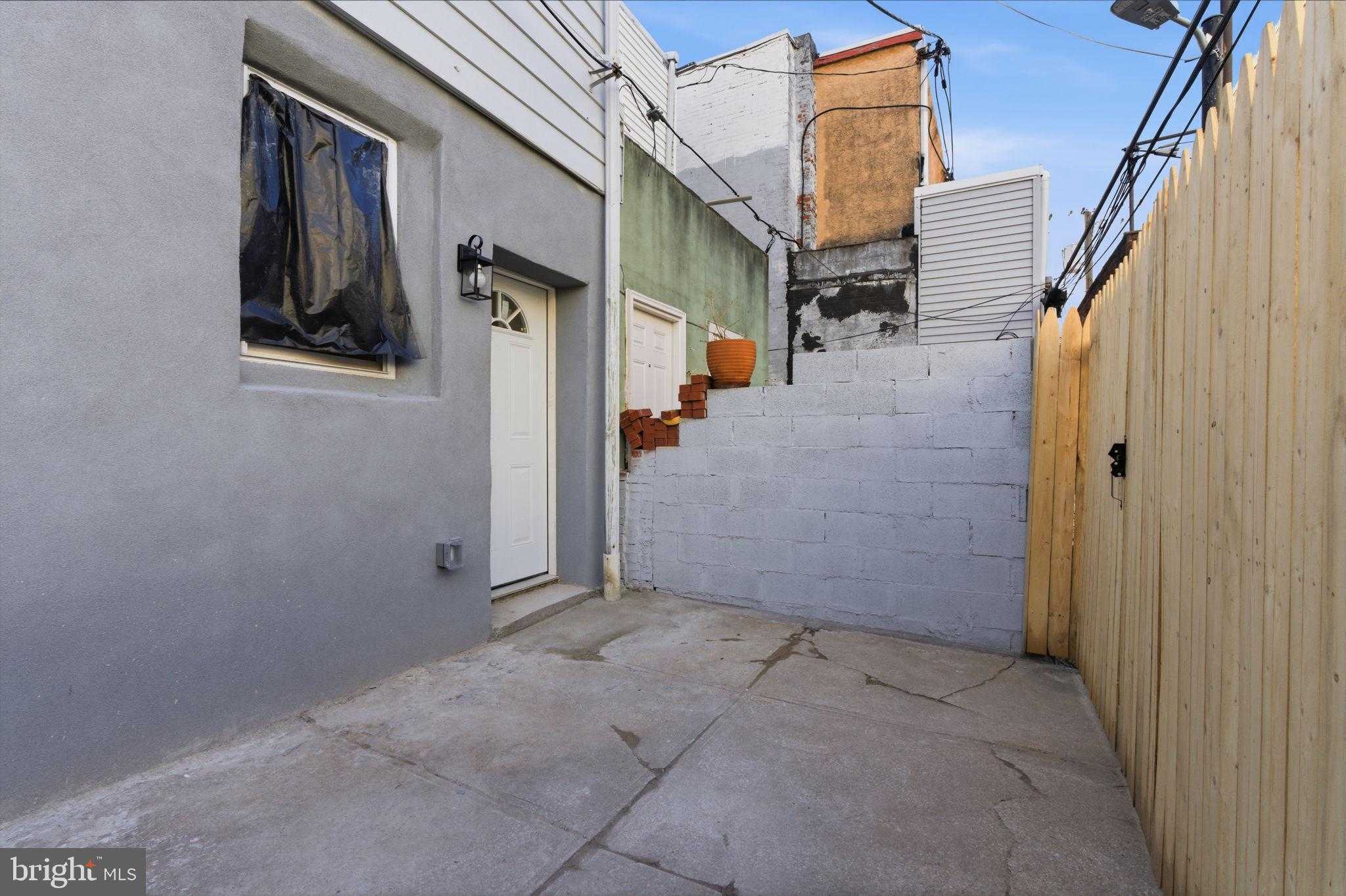 2248 S Darien St photo 27