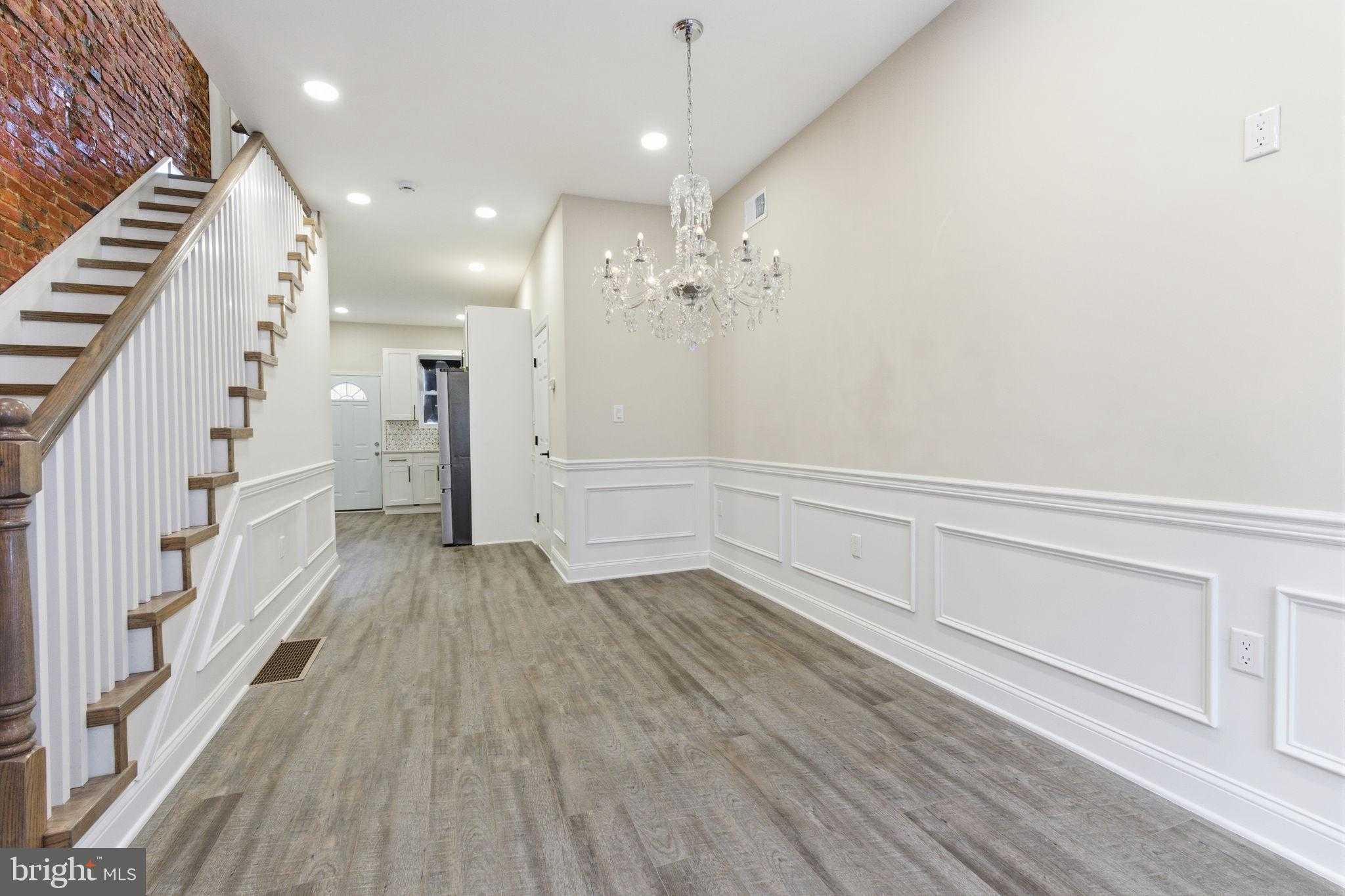 2248 S Darien St photo 6