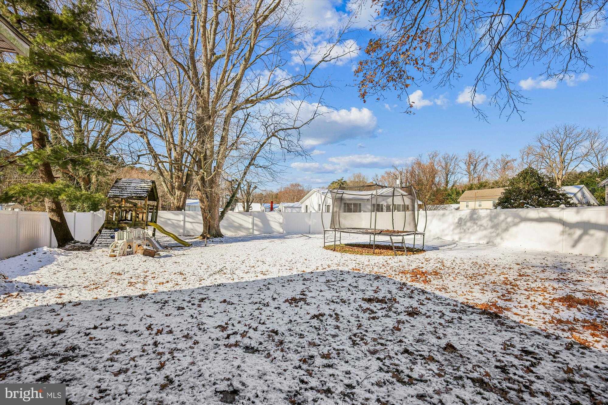 5916 N Main St photo 20