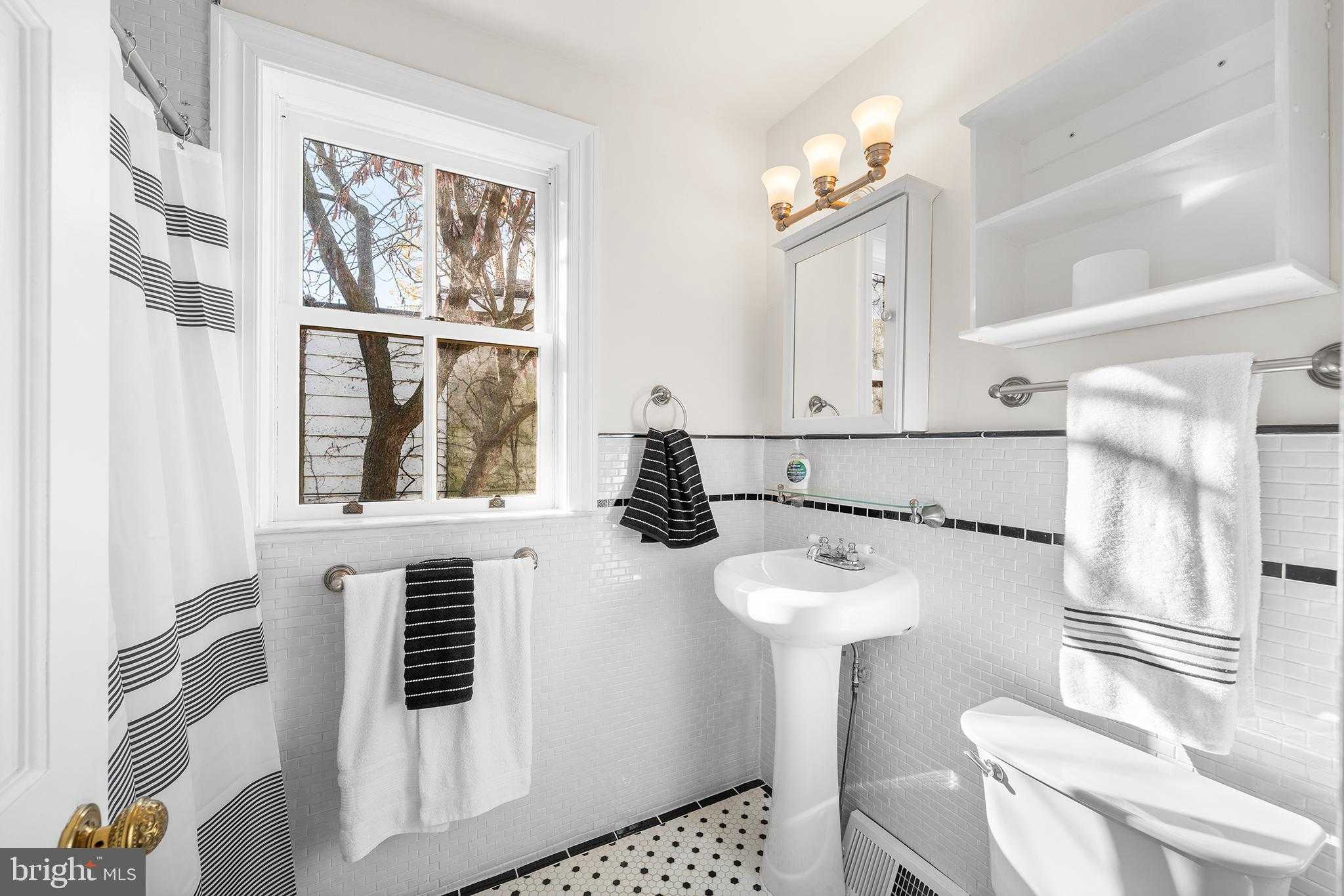 4 Rainey CT photo 24