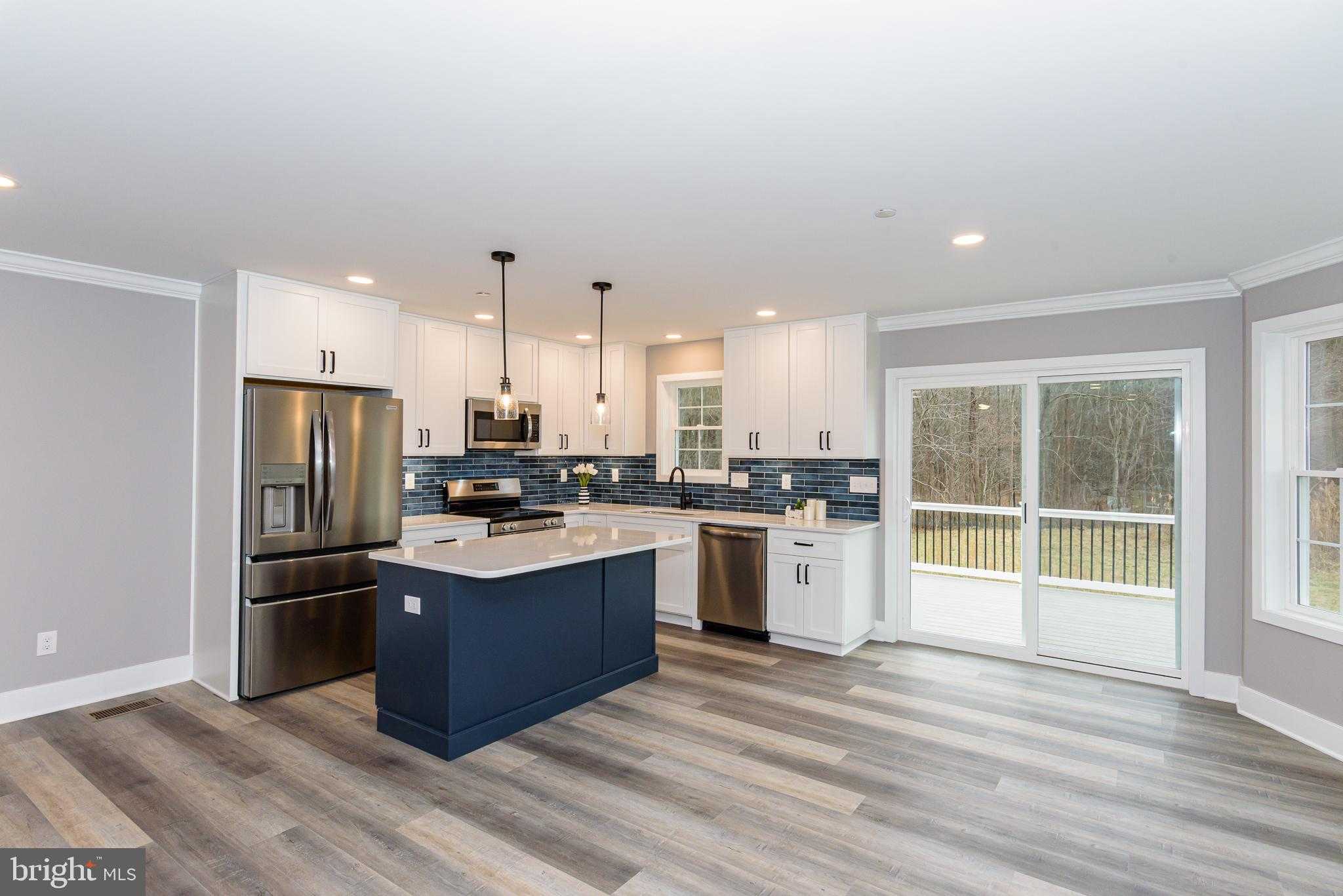 31 Preakness Dr photo 3