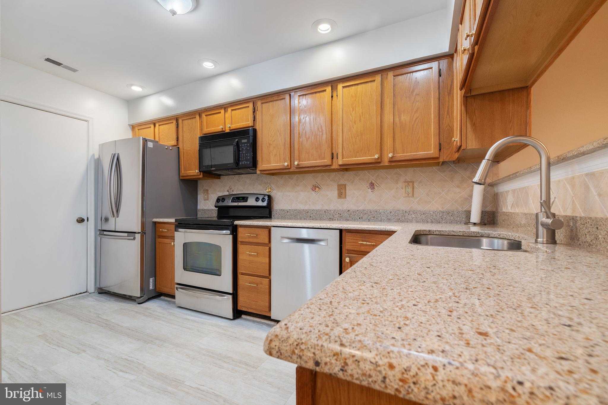 1984 Marconi Cir photo 2