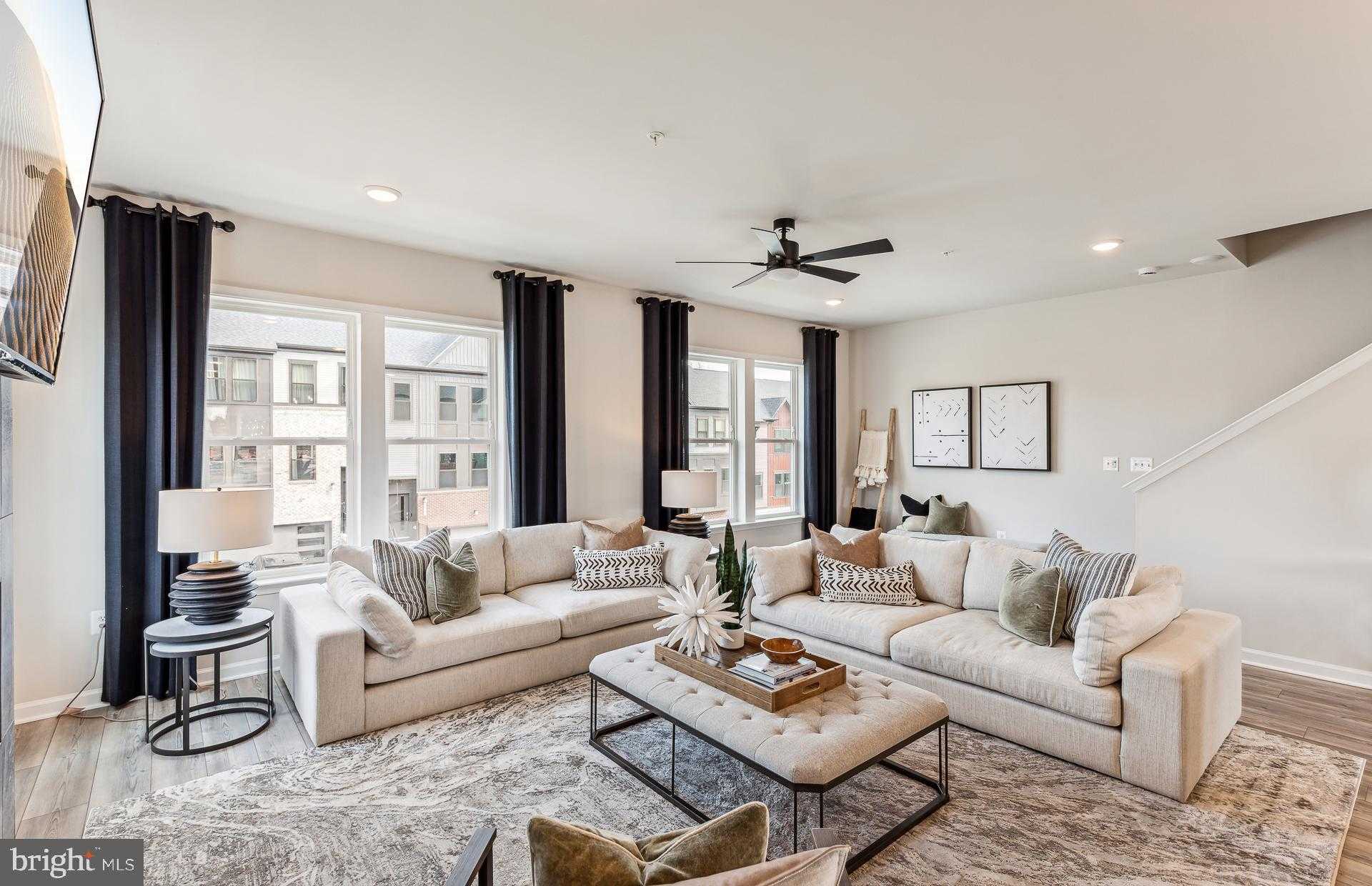 18315 Fox Crossing Ter photo 5