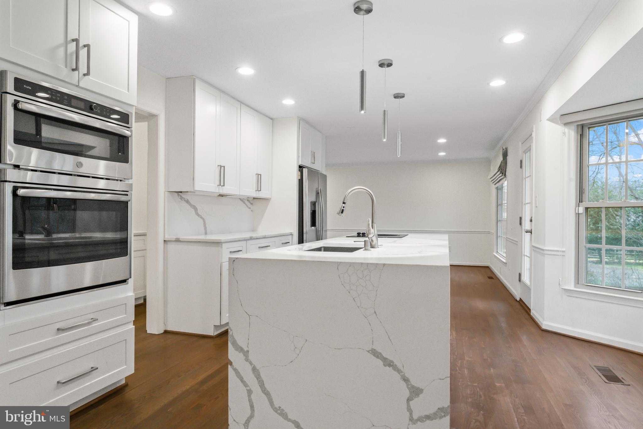 9312 Sprinklewood Ln photo 40