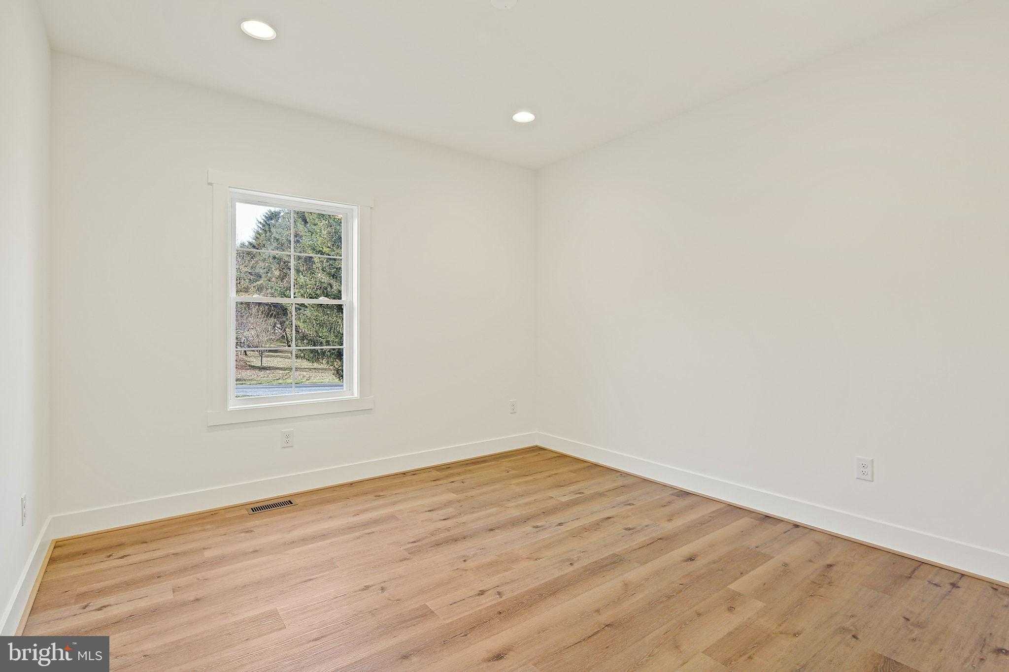 335 E Snyder Corner Rd photo 21