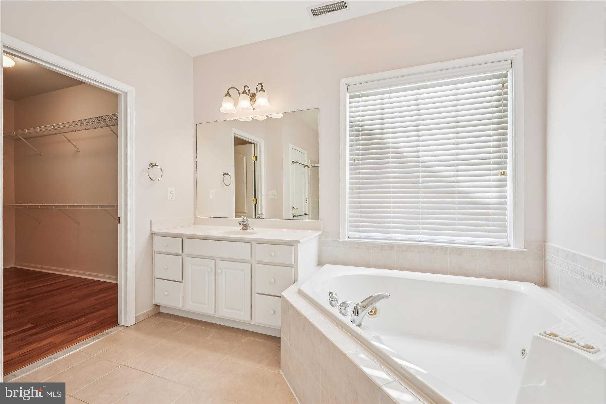 7459 Timothys Way photo 27