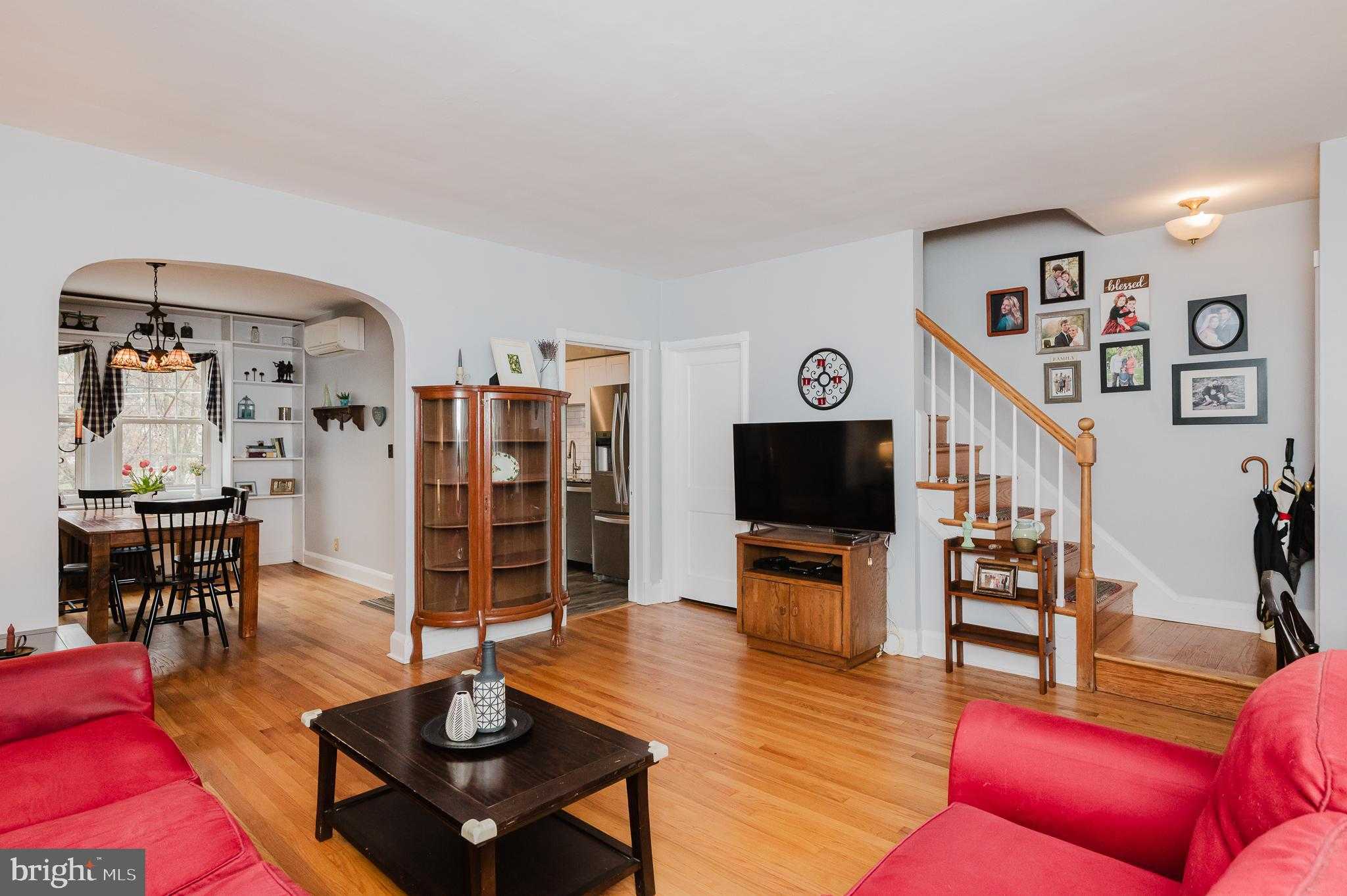 318 Westshire Rd photo 10