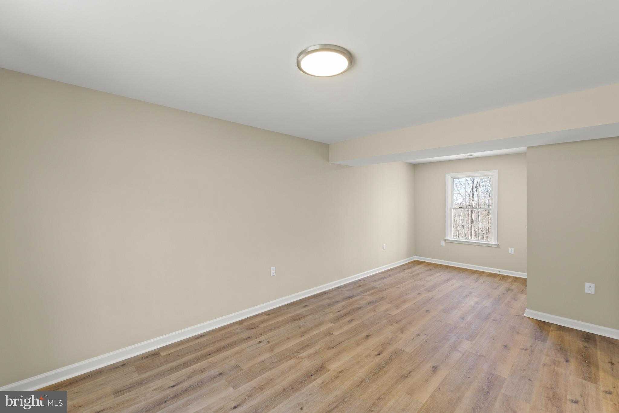 628 Cardinal Dr photo 21