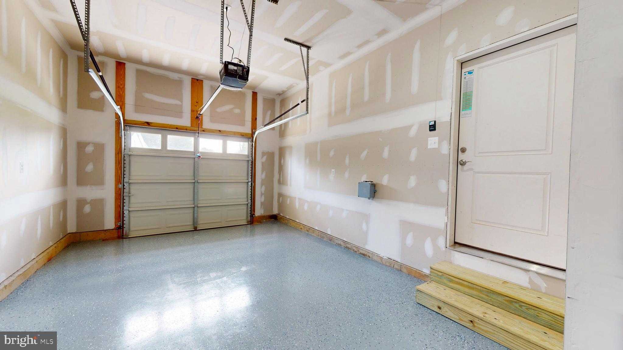 6516 Golden Ring Rd photo 32