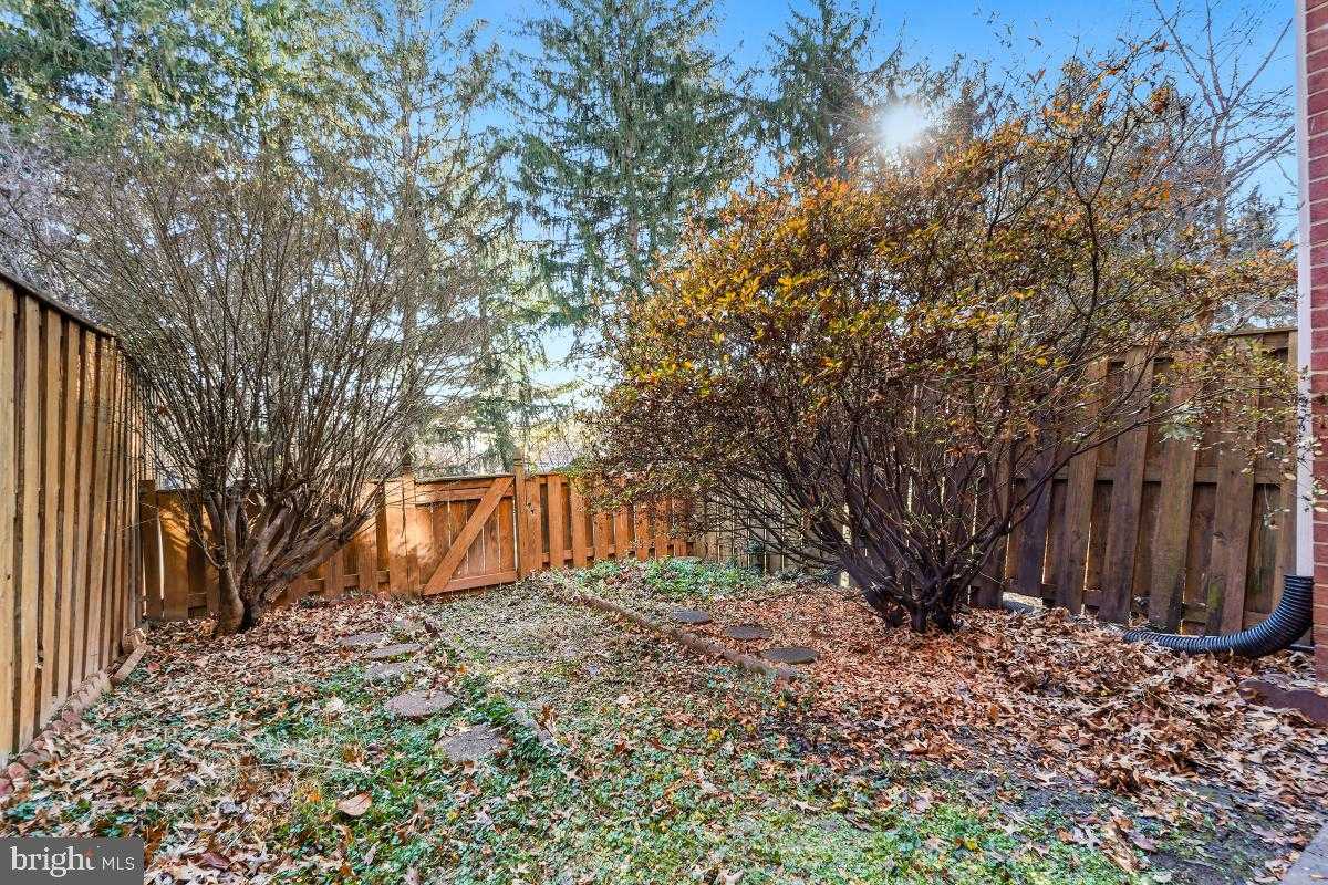 794 Quince Orchard Blvd photo 29