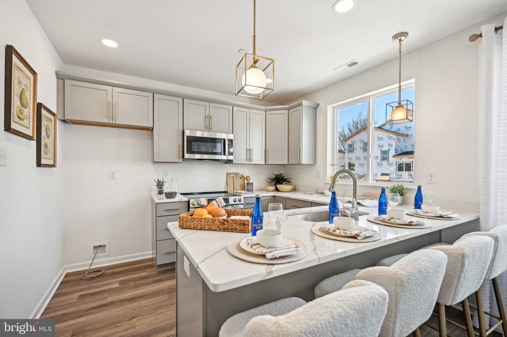 236 Chapel Ln photo 9