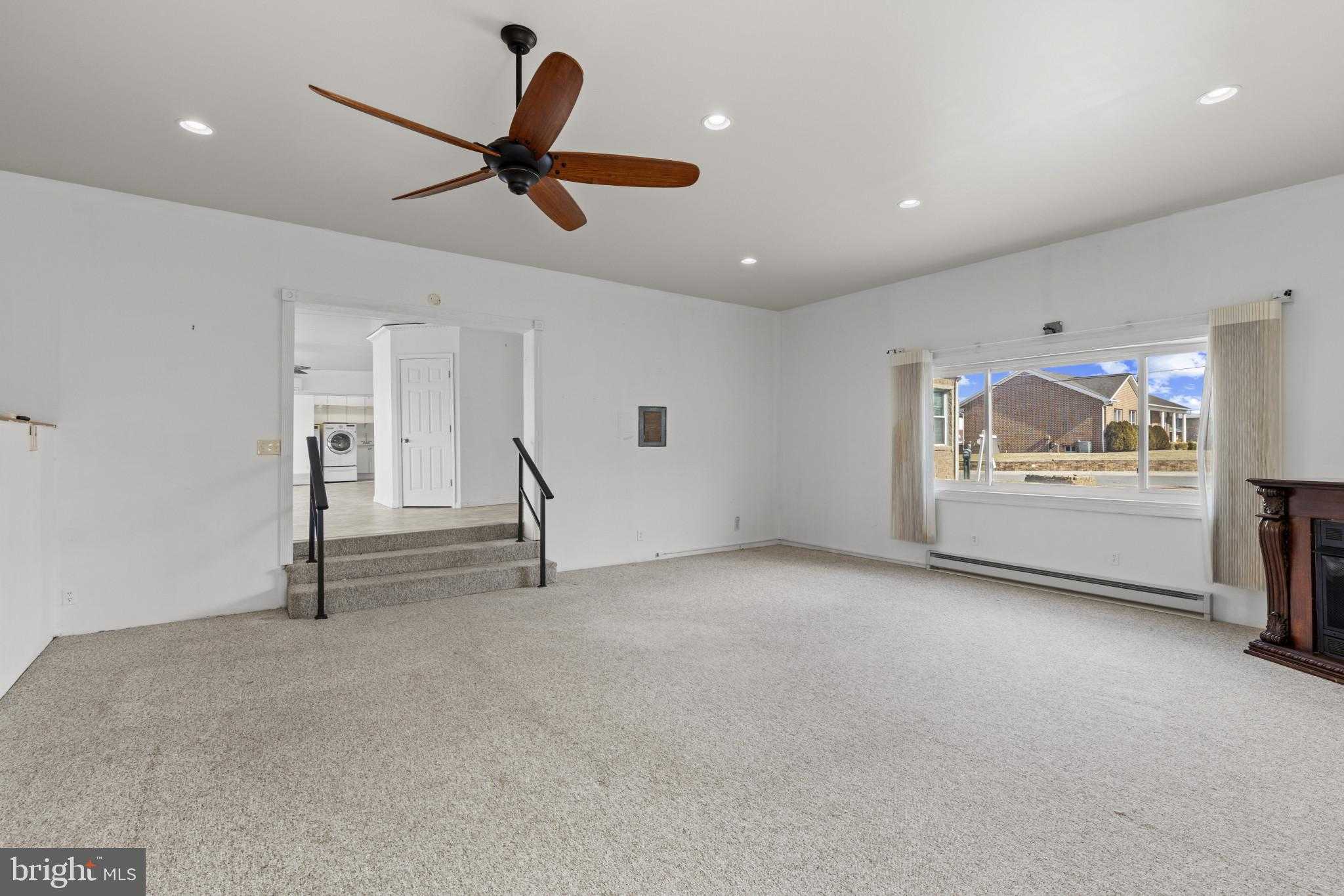 2705 Delk CT photo 32