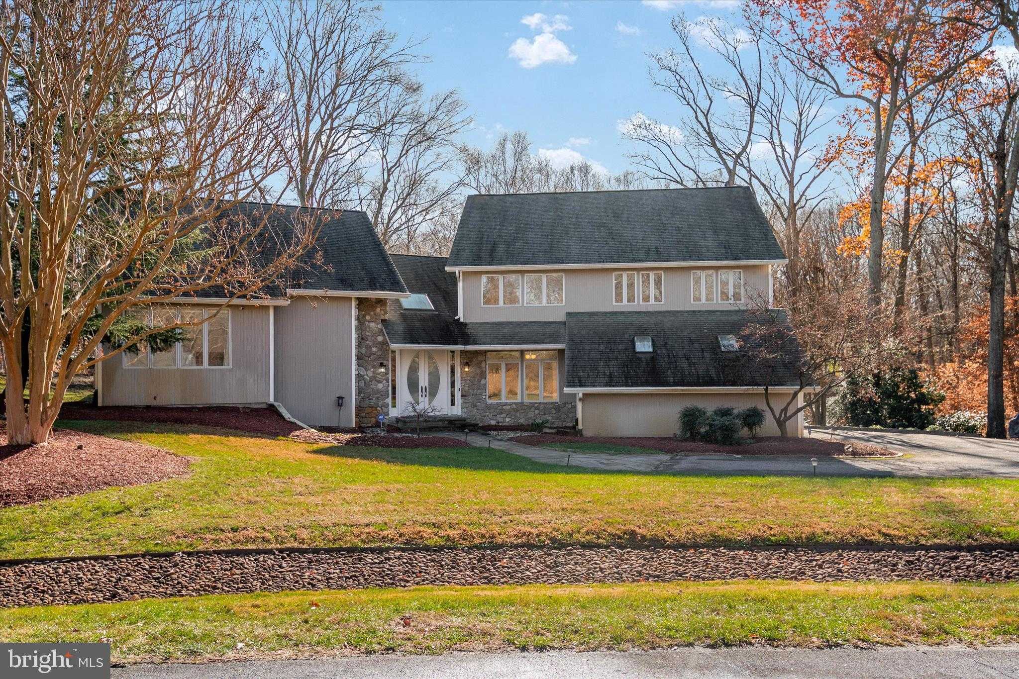 1623 Wyatts Rdg photo 4