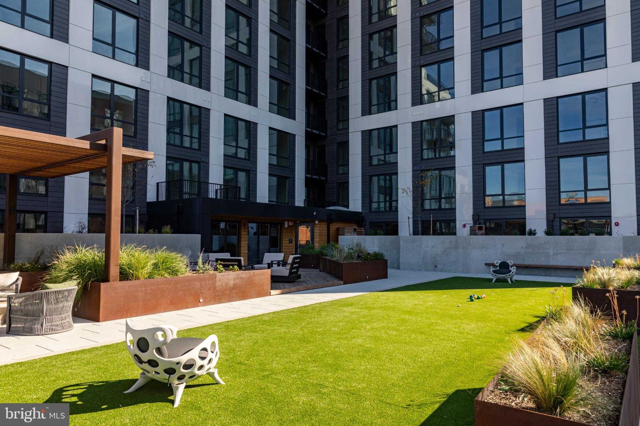 255 W Falls Station Blvd # 603 photo 32