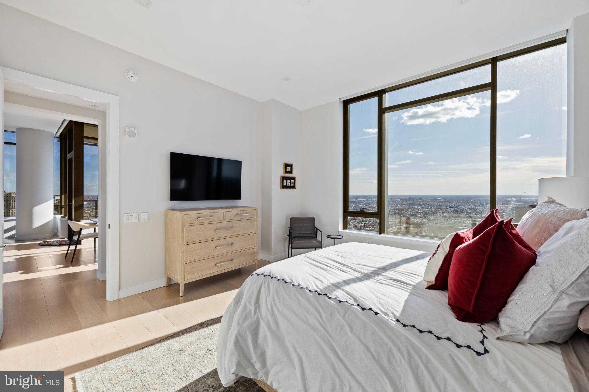 1911 Walnut St Apt 3301 photo 15