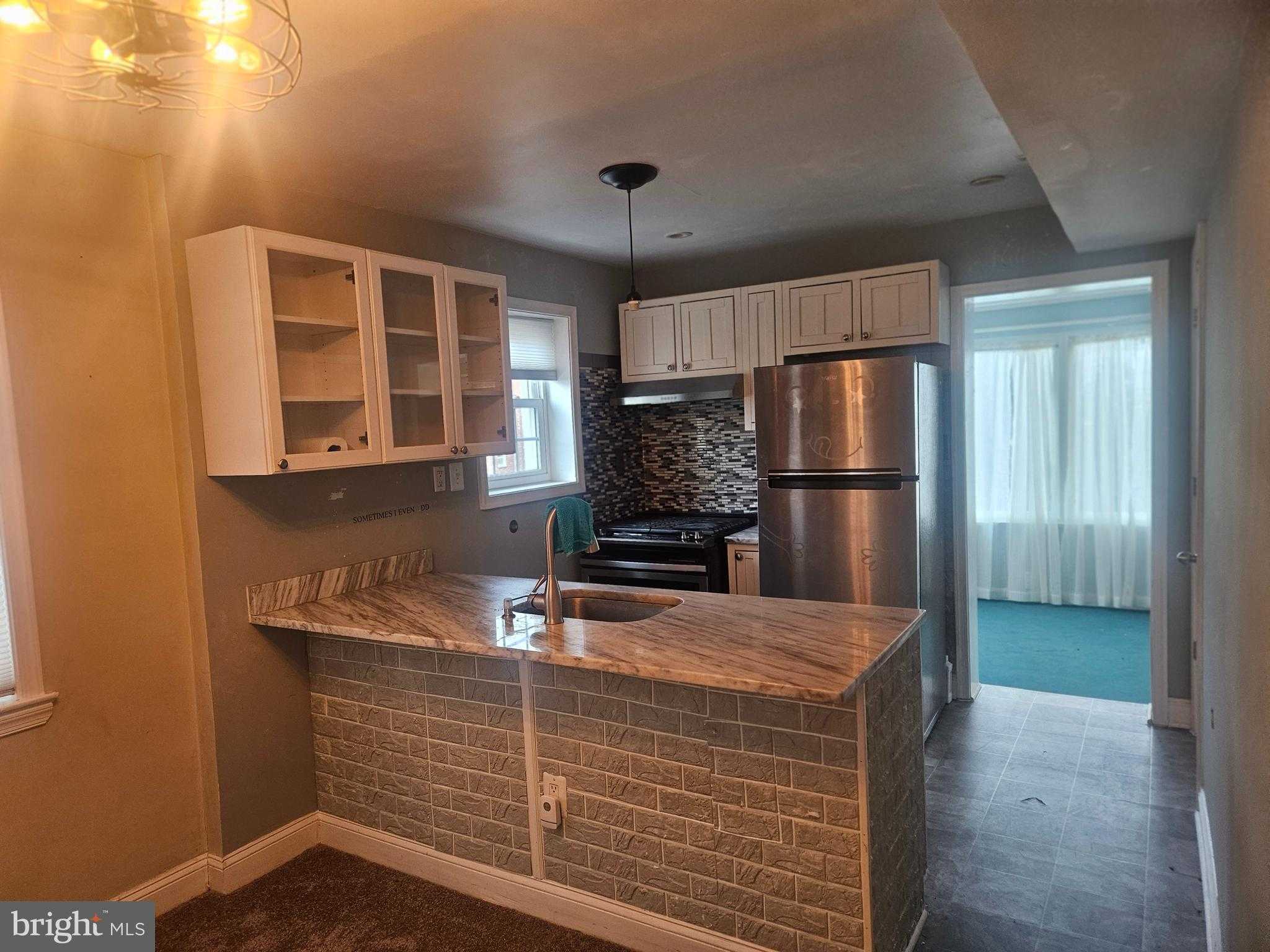 4108 Vine St photo 4