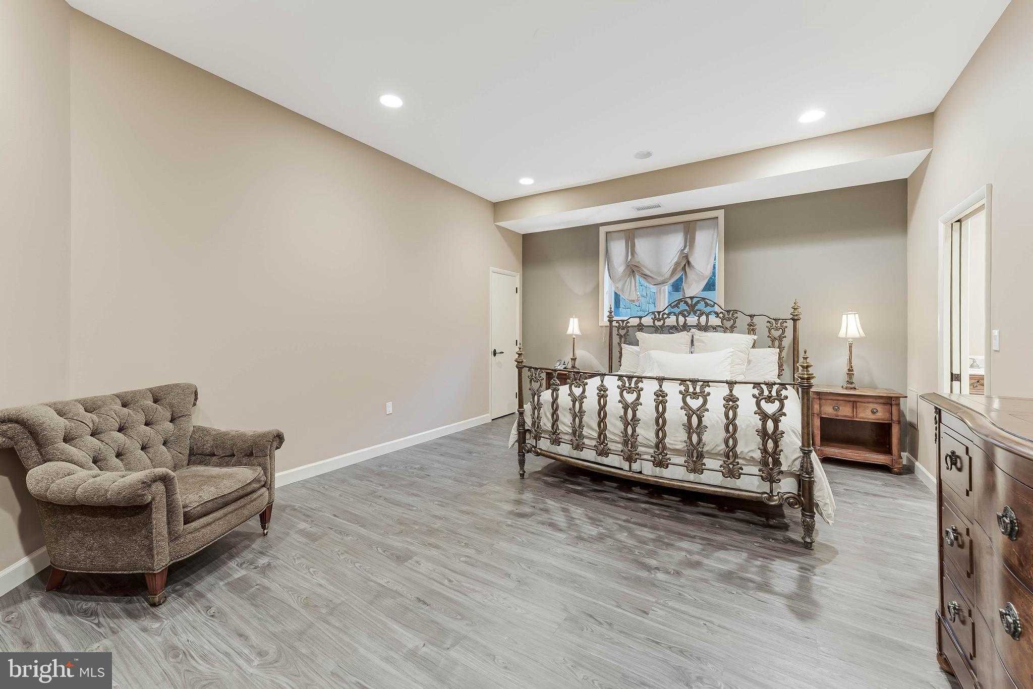 2 Piney Meetinghouse CT photo 38