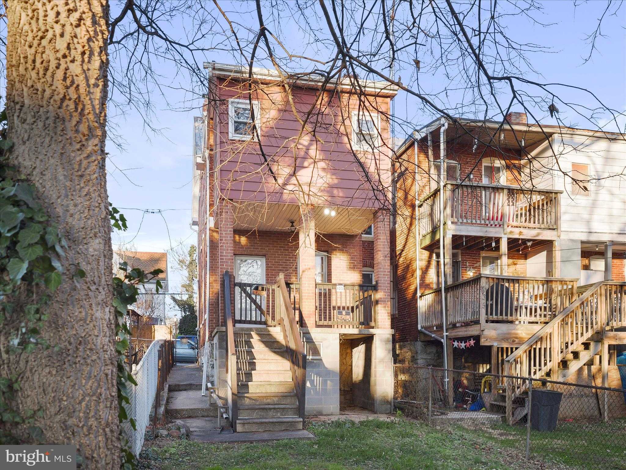 133 Randolph Ave photo 28