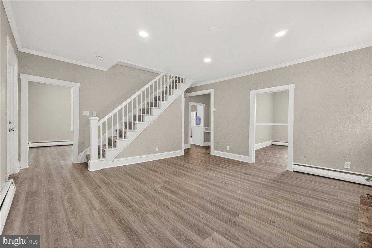 6215 S Clifton Rd photo 7