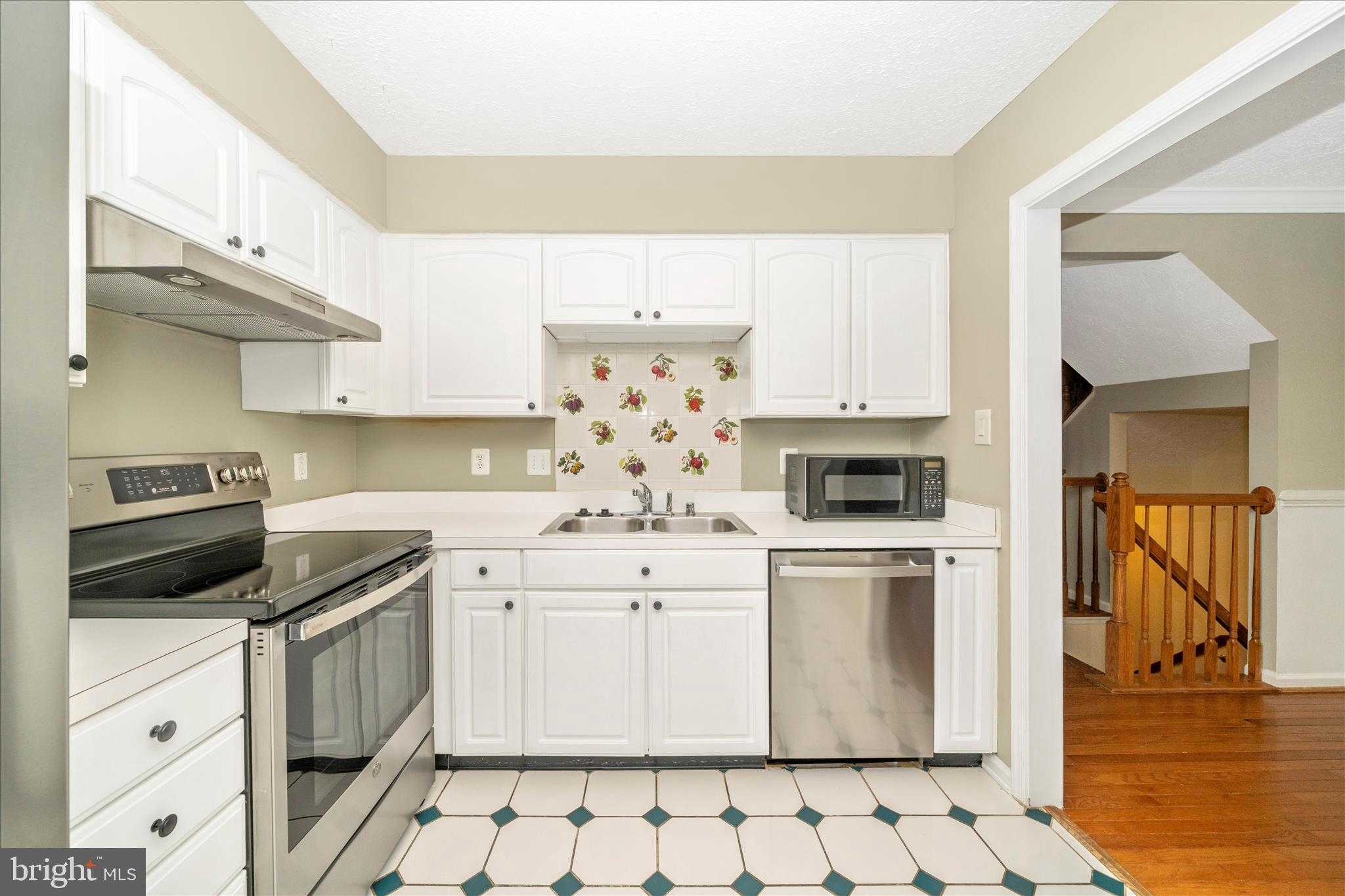 1810 Sebastian Blvd photo 7