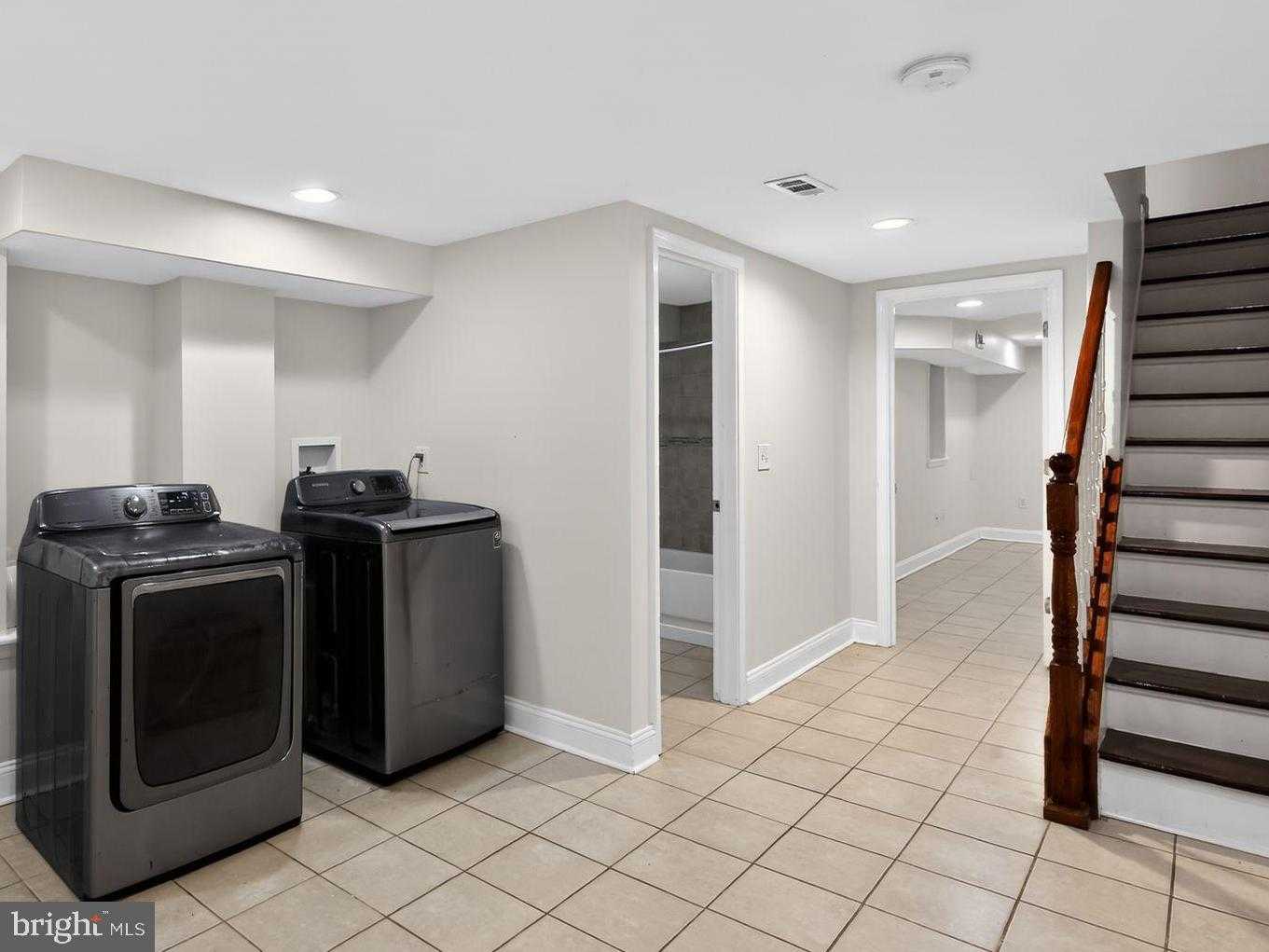 2413 N Carlisle St photo 19