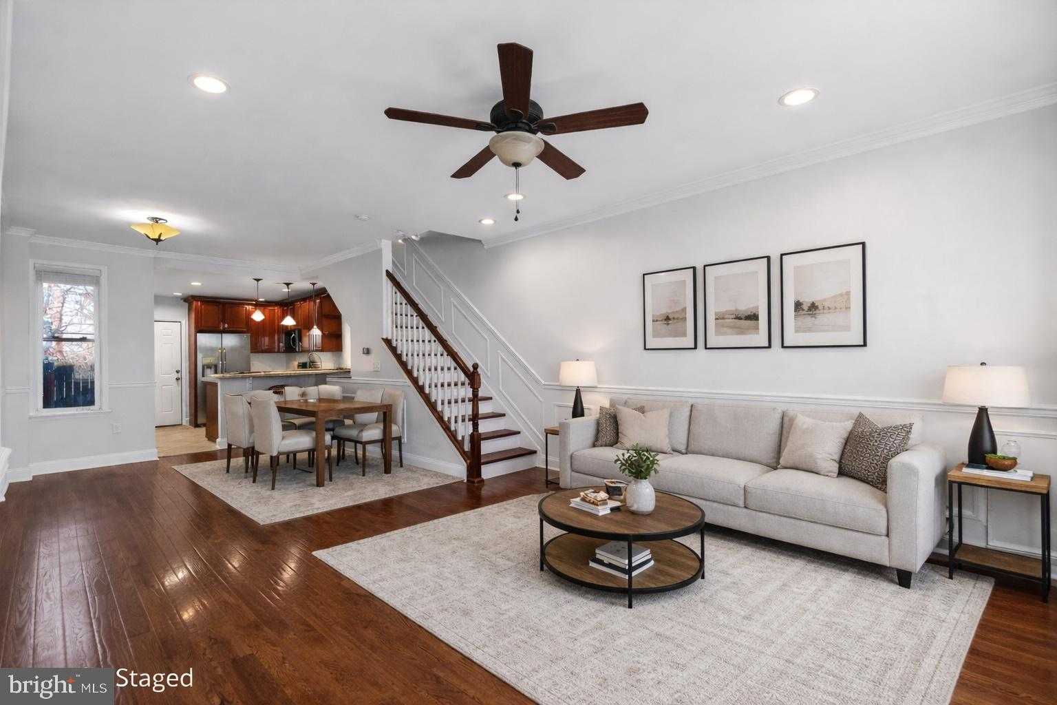 2413 N Carlisle St photo 2