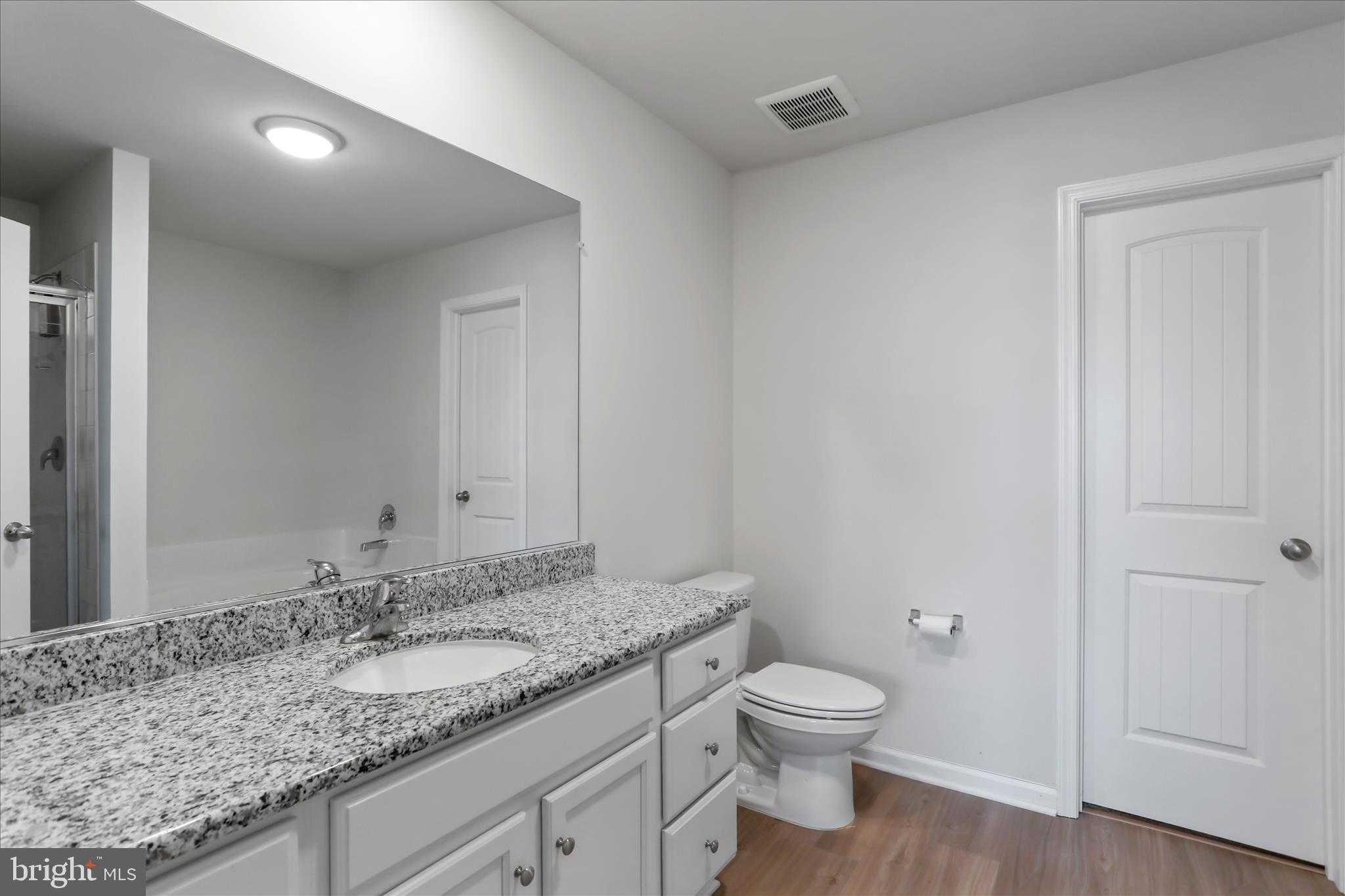 193 Hampstead Blvd photo 21