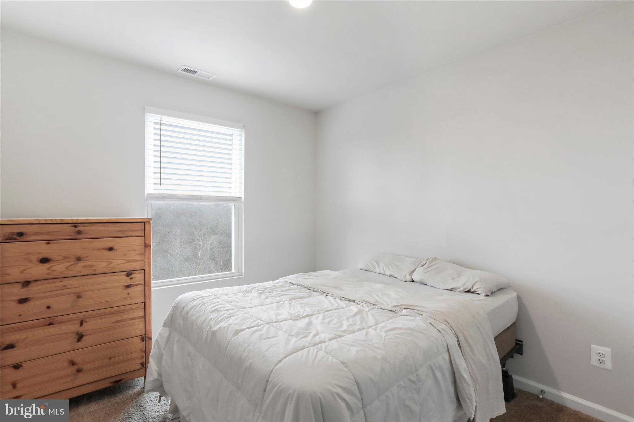 193 Hampstead Blvd photo 26