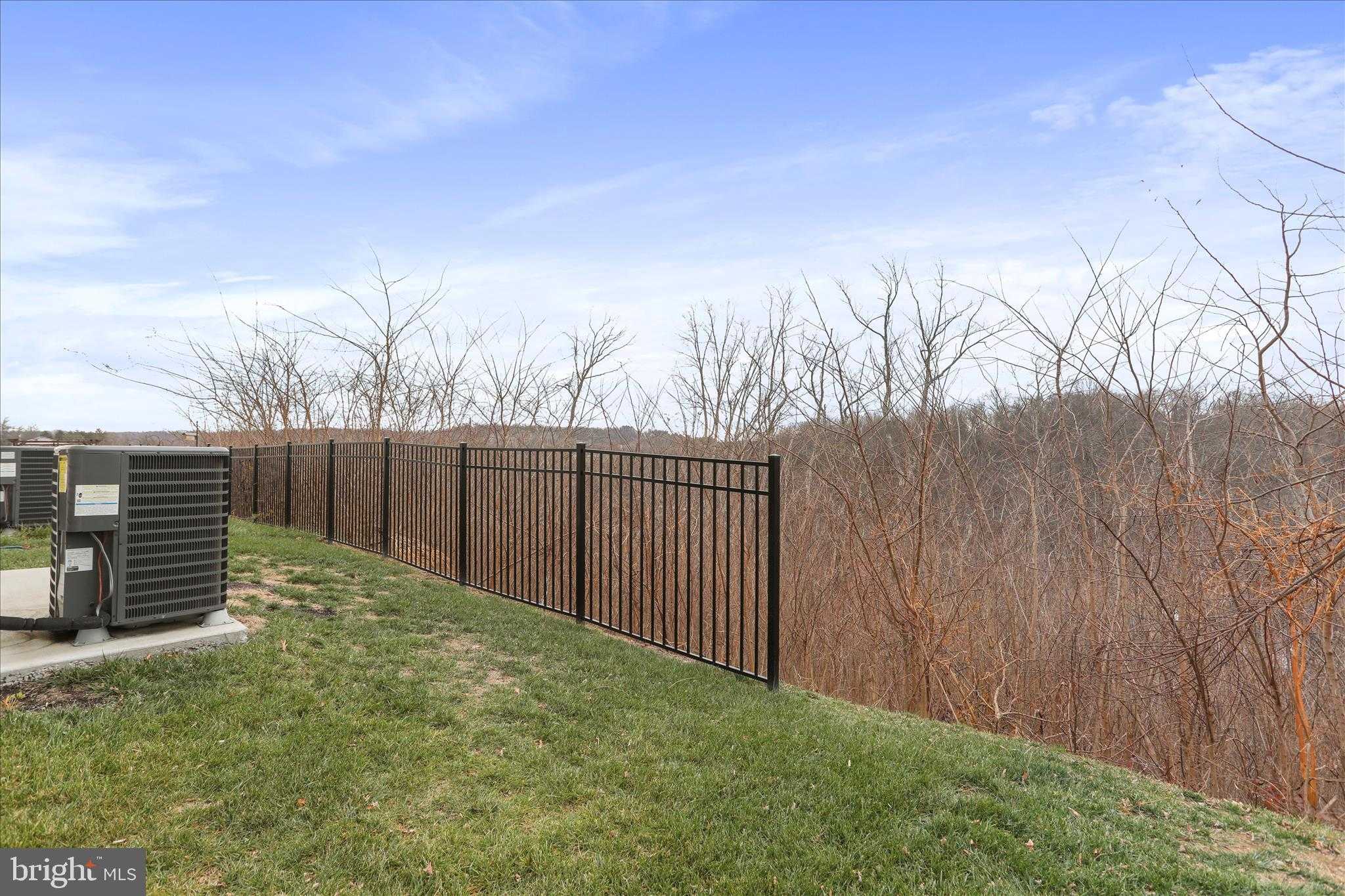 193 Hampstead Blvd photo 30