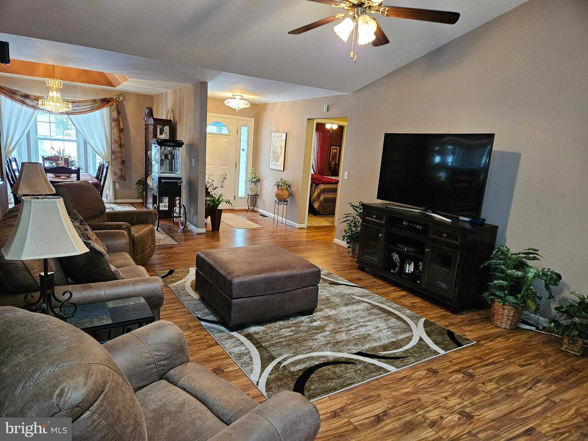 117 Wilderness Dr photo 3