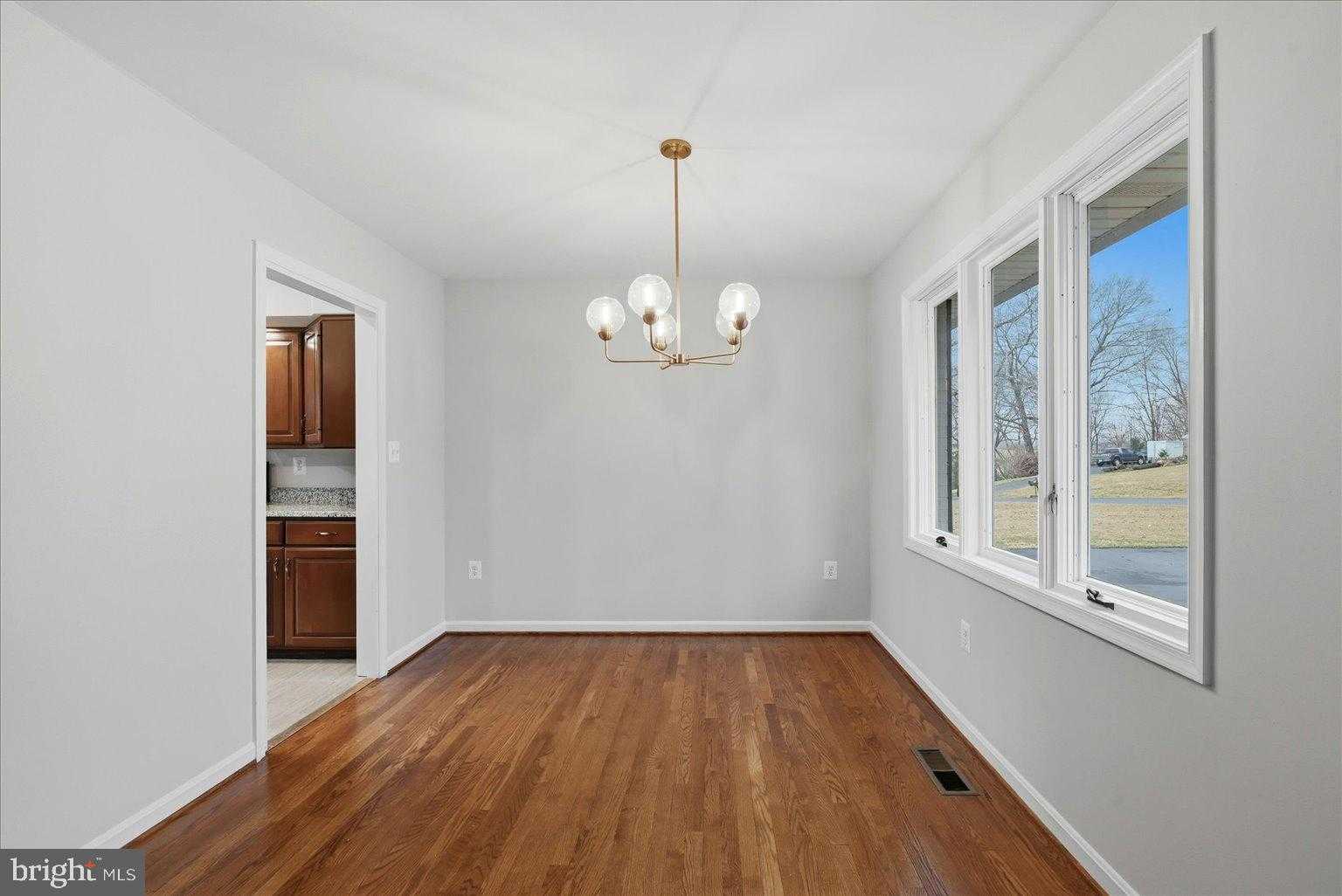 388 Bowling Green Rd photo 12