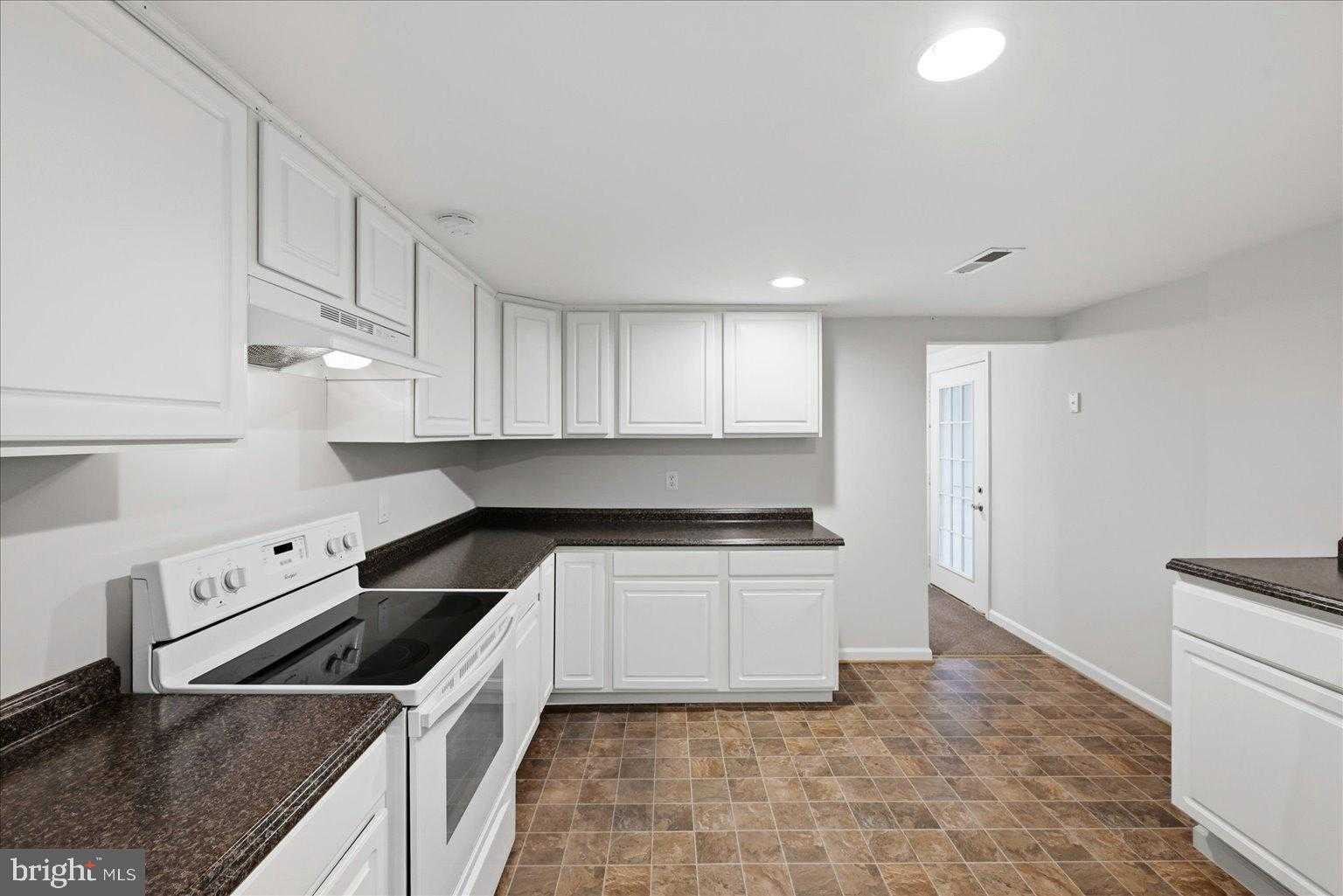 388 Bowling Green Rd photo 28