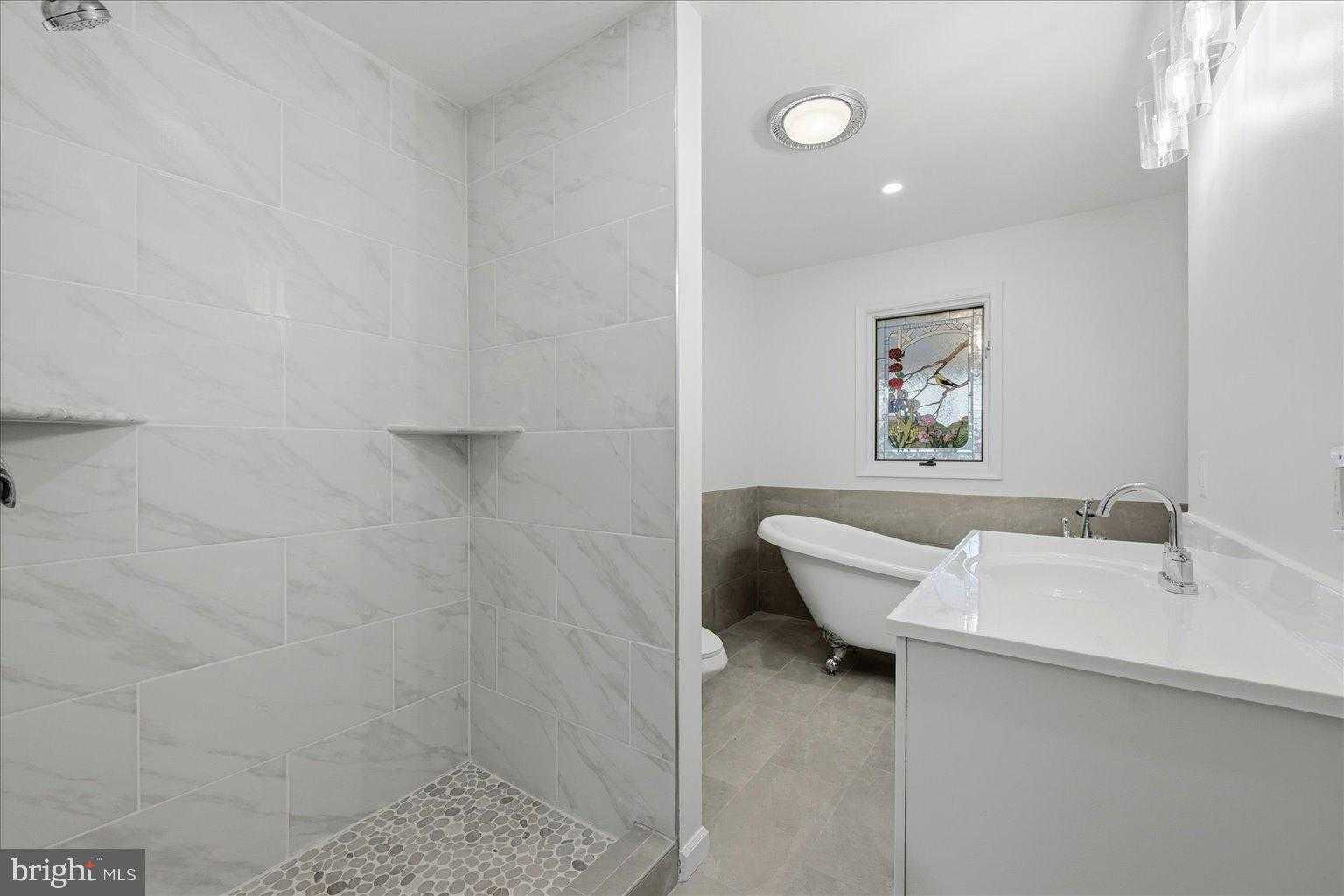 388 Bowling Green Rd photo 66