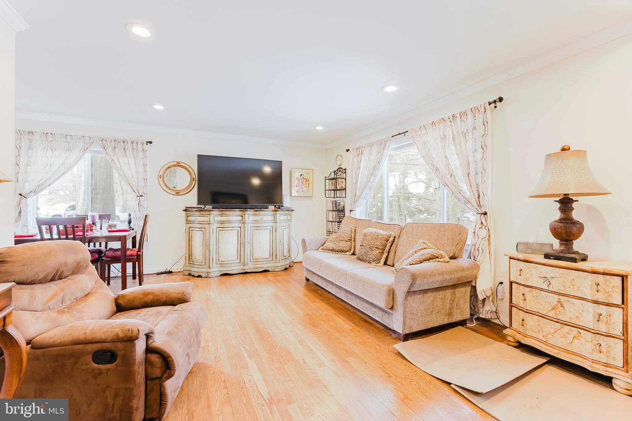 6317 Telegraph Rd photo 3