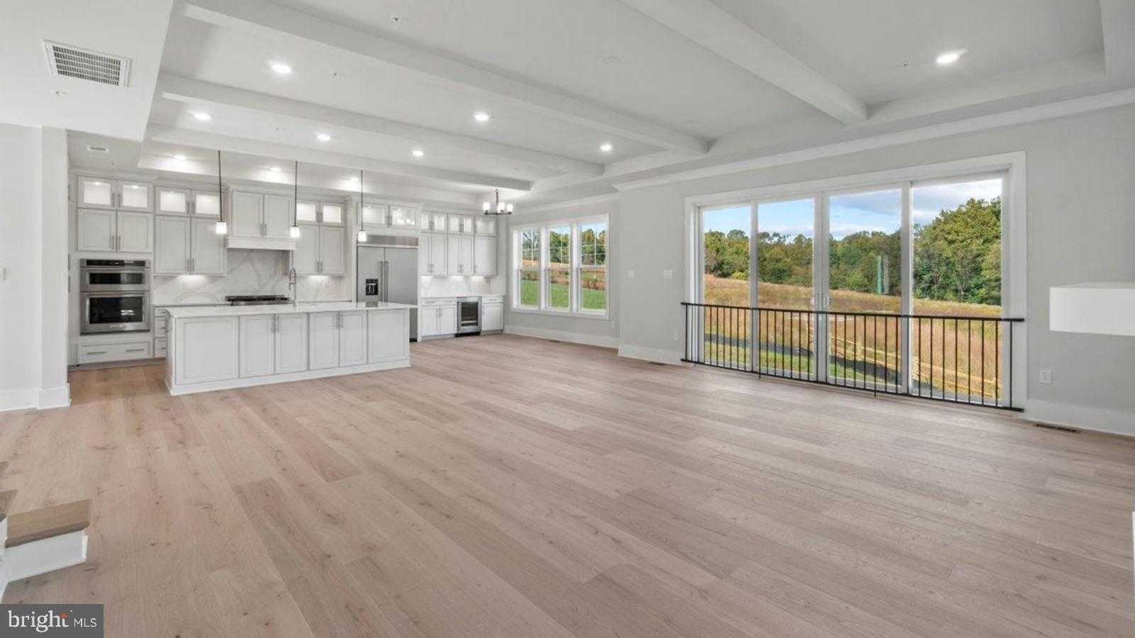 1002 Marshalls Dr photo 18