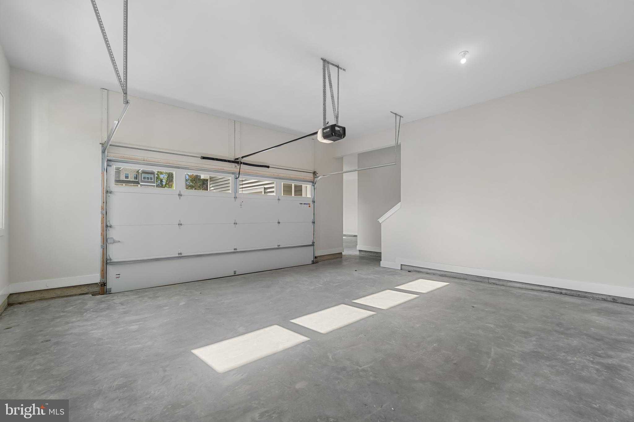 1002 Marshalls Dr photo 43