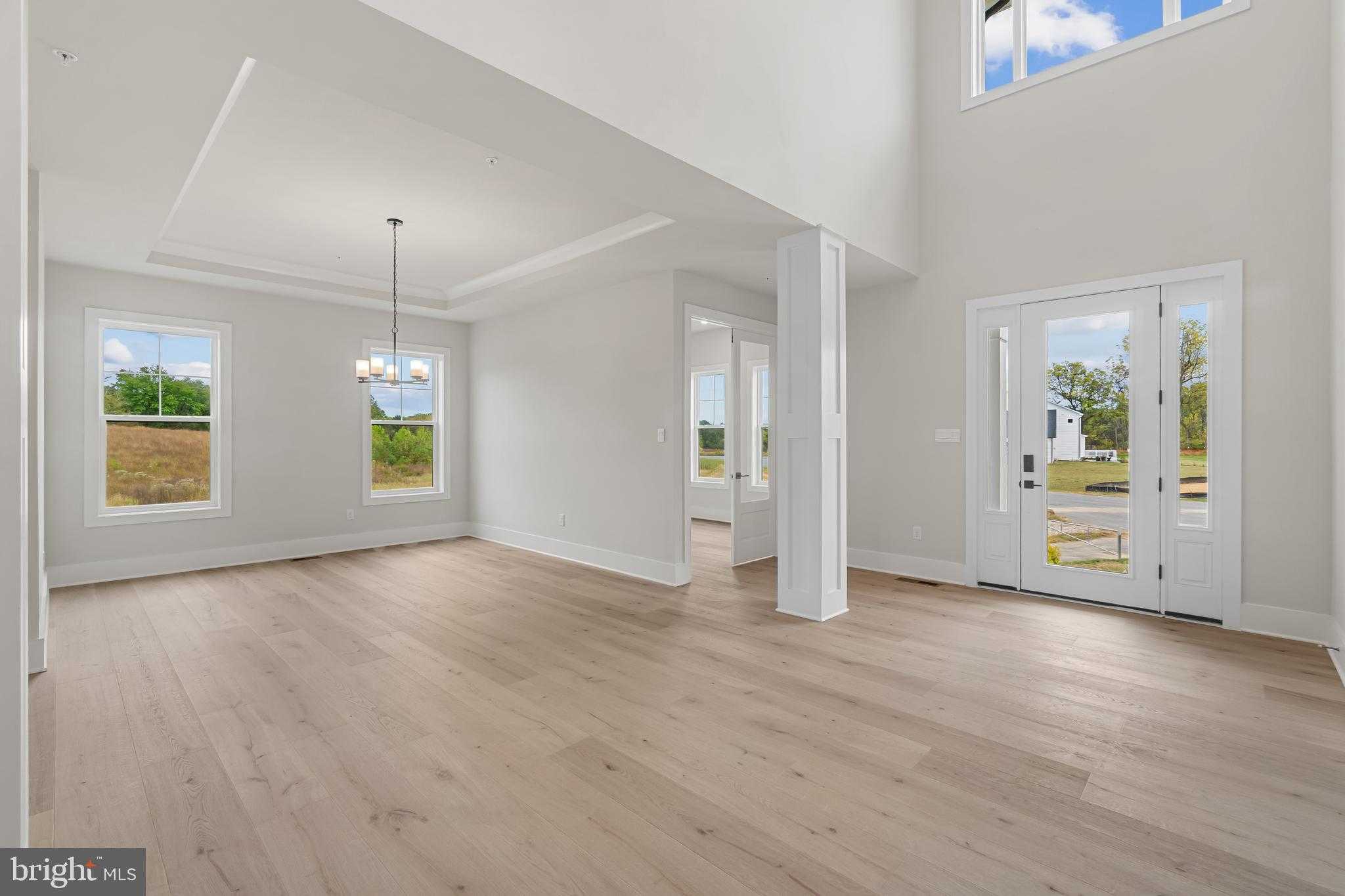 1002 Marshalls Dr photo 7