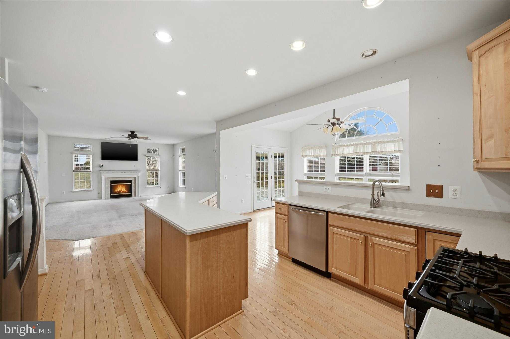 41 Pinehurst CT photo 14