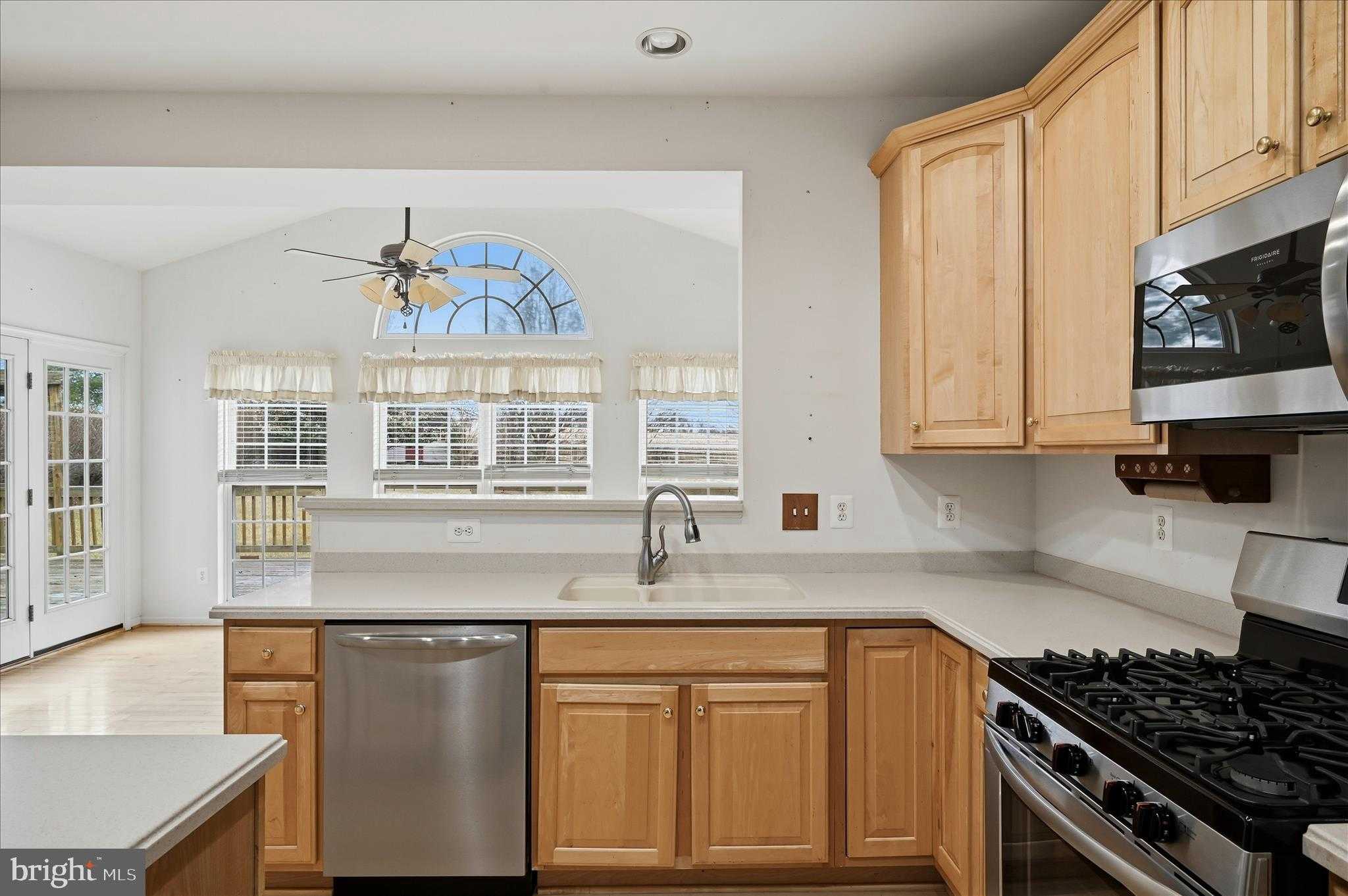 41 Pinehurst CT photo 15