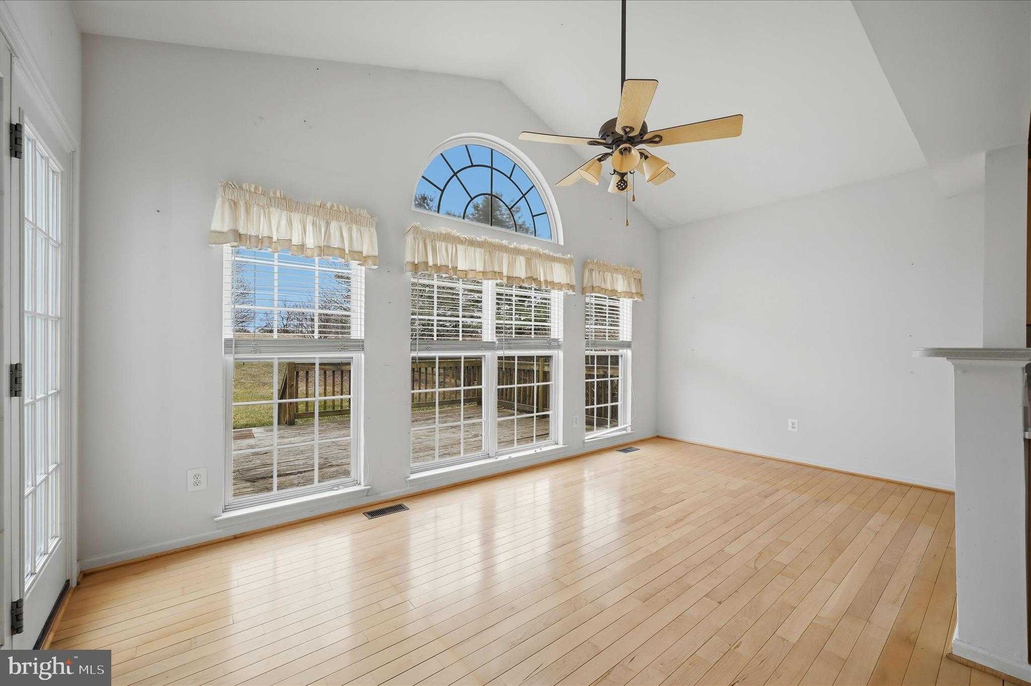 41 Pinehurst CT photo 18