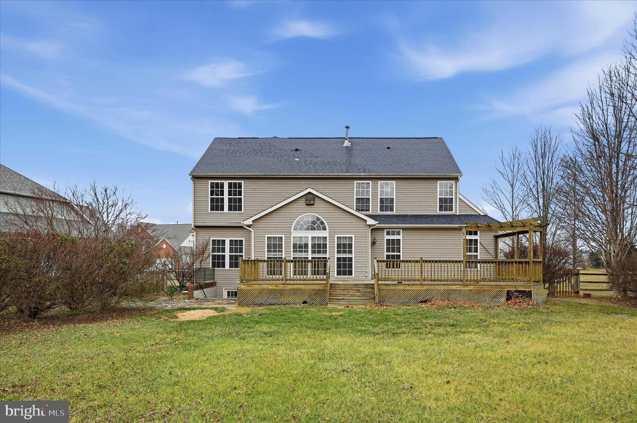 41 Pinehurst CT photo 2