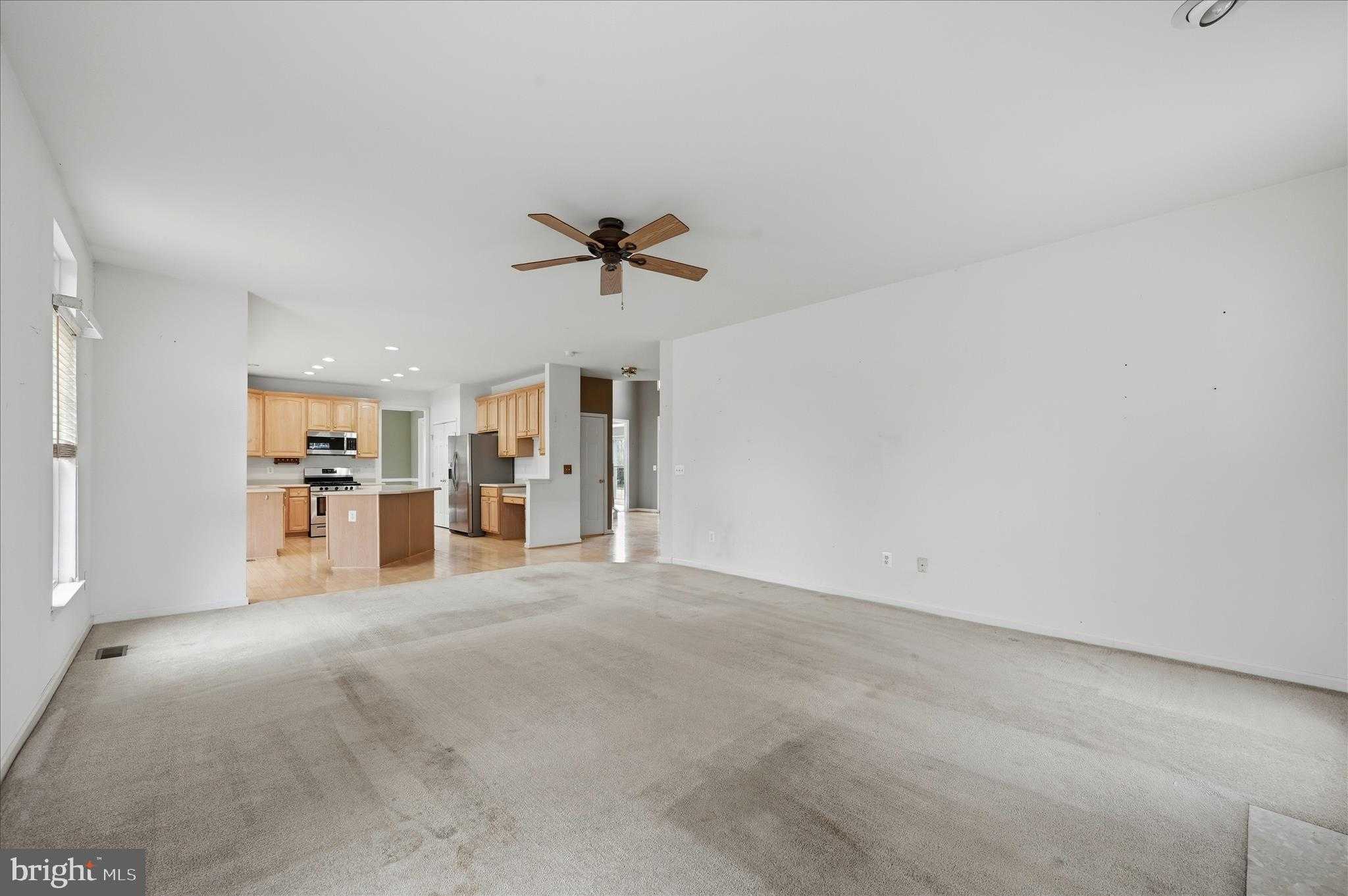 41 Pinehurst CT photo 24