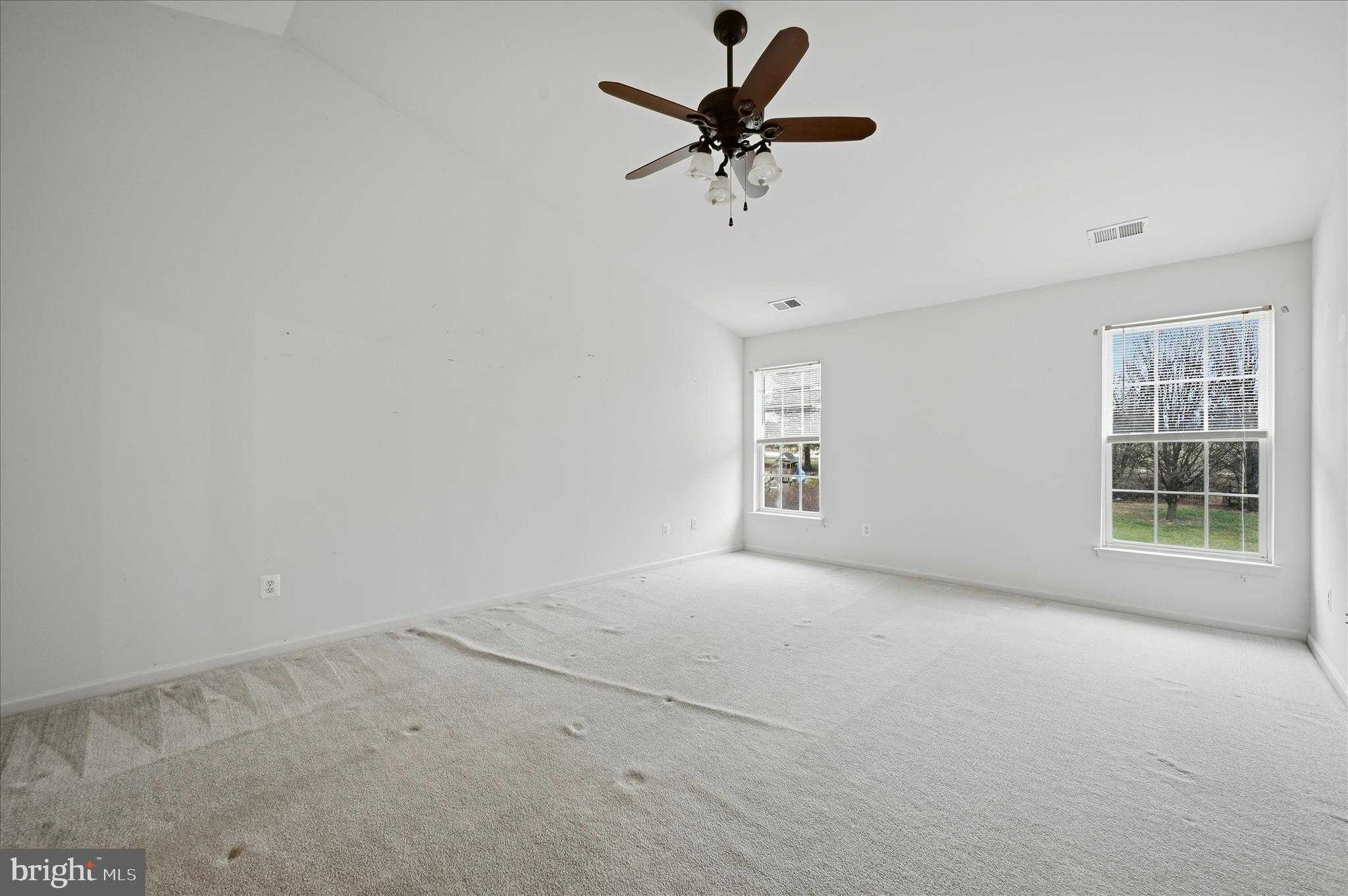 41 Pinehurst CT photo 28